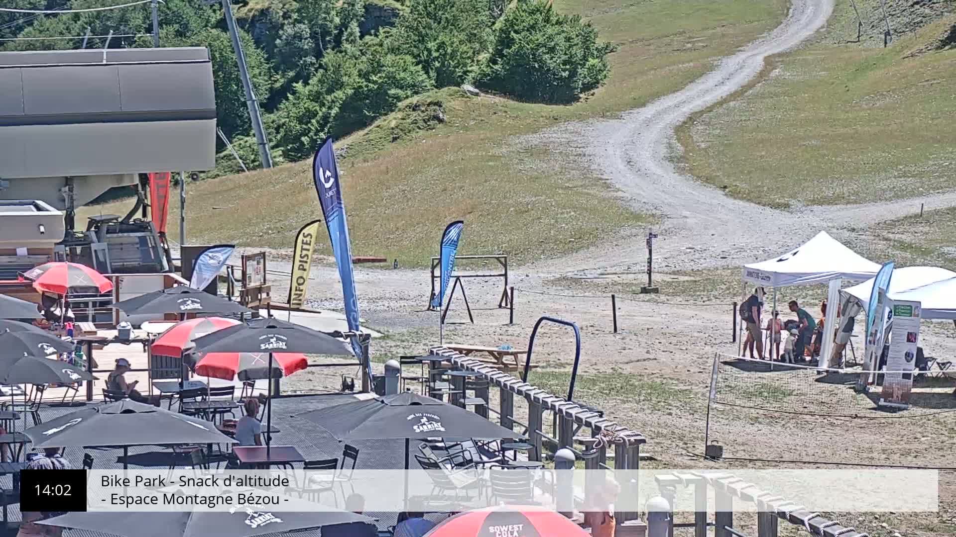 Gourette, 1100 m Espace Bezou Ski Slopes Live Cam - Eaux-Bonnes,  Pyrenees-Atlantiques, Nouvelle-Aquitaine, France 