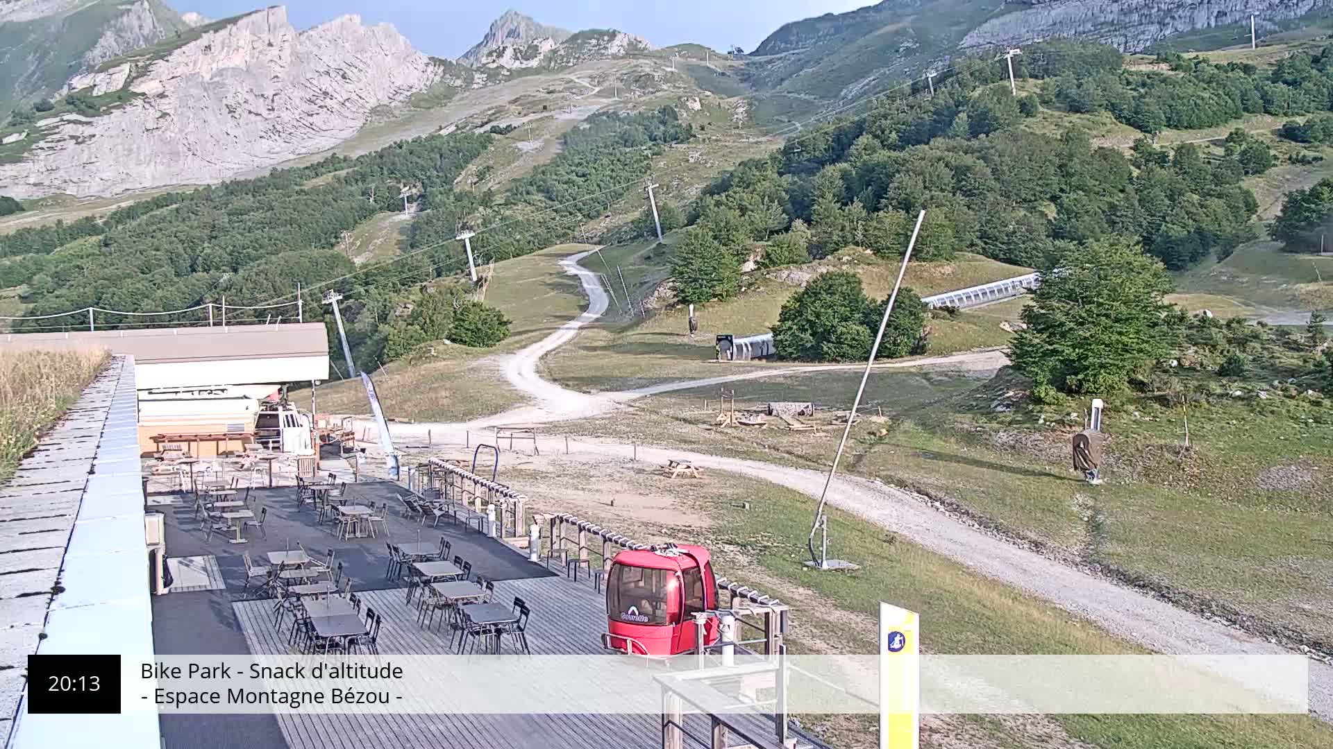 Gourette, 1100 m Espace Bezou Ski Slopes Live Cam - Eaux-Bonnes,  Pyrenees-Atlantiques, Nouvelle-Aquitaine, France 