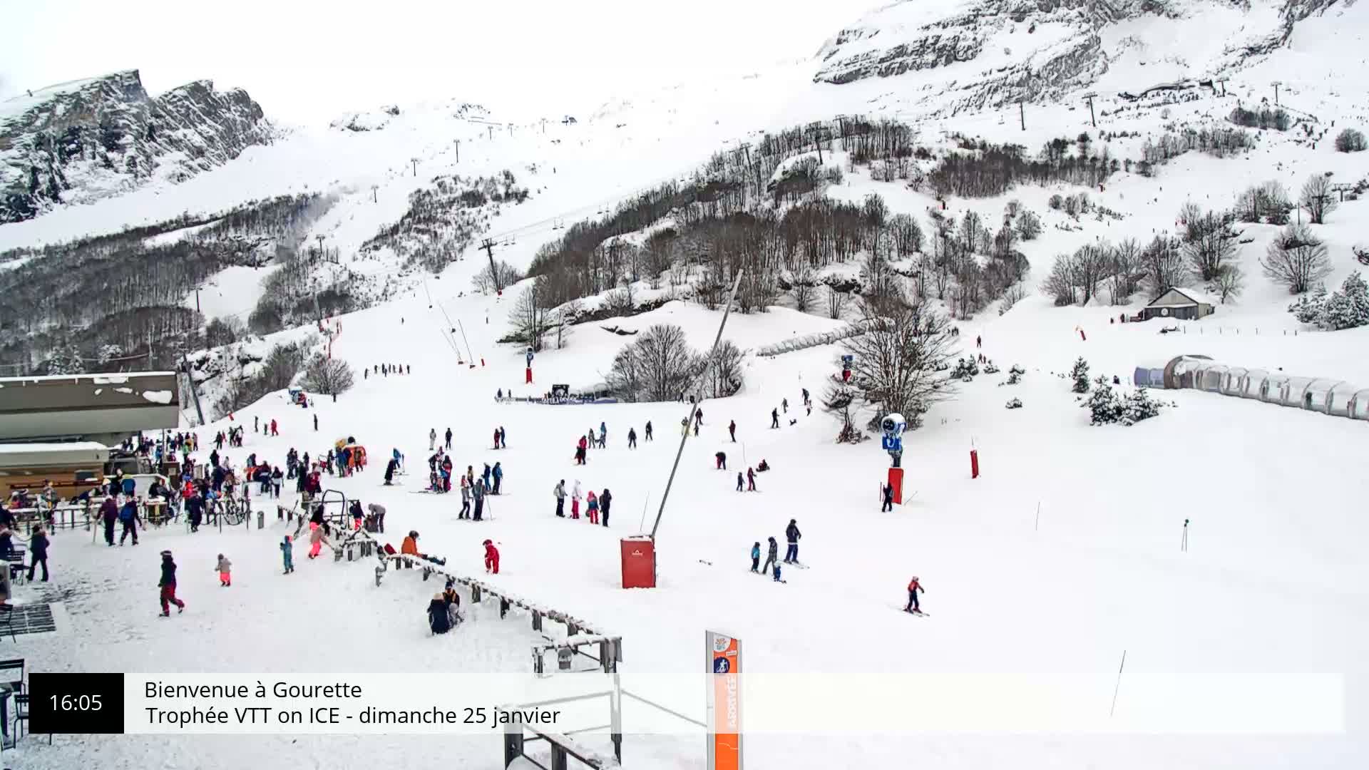 Gourette, 1100 m Espace Bezou Ski Slopes Live Cam - Eaux-Bonnes,  Pyrenees-Atlantiques, Nouvelle-Aquitaine, France 