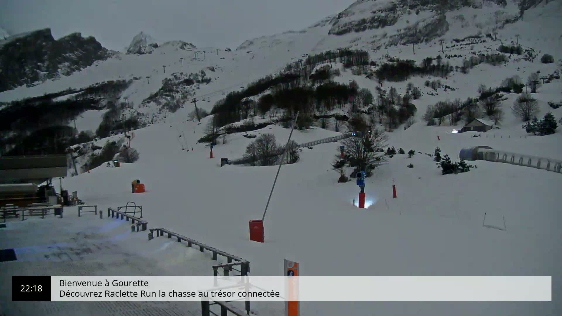 Gourette, 1100 m Espace Bezou Ski Slopes Live Cam - Eaux-Bonnes,  Pyrenees-Atlantiques, Nouvelle-Aquitaine, France 