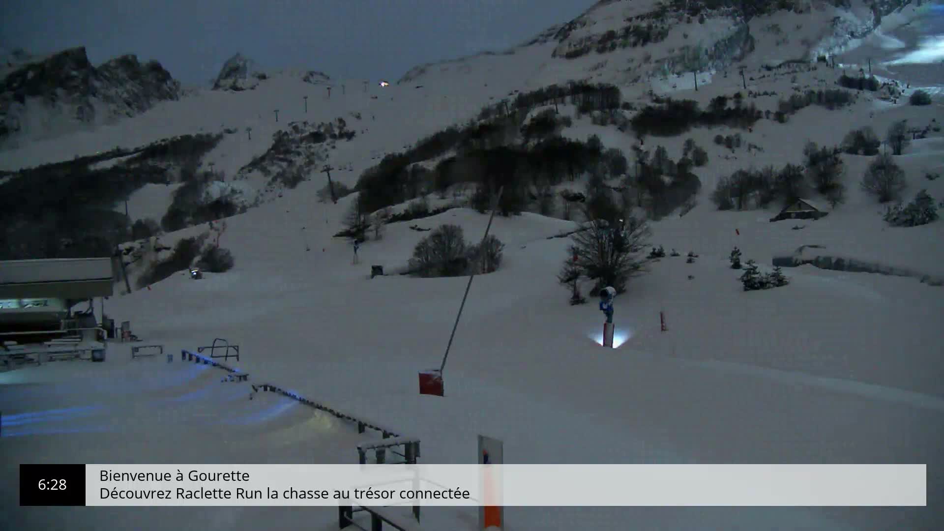 Gourette, 1100 m Espace Bezou Ski Slopes Live Cam - Eaux-Bonnes,  Pyrenees-Atlantiques, Nouvelle-Aquitaine, France 