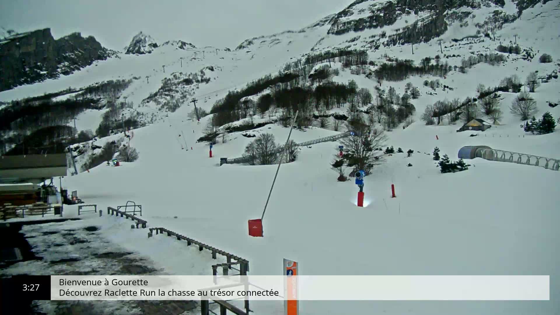 Gourette, 1100 m Espace Bezou Ski Slopes Live Cam - Eaux-Bonnes,  Pyrenees-Atlantiques, Nouvelle-Aquitaine, France 