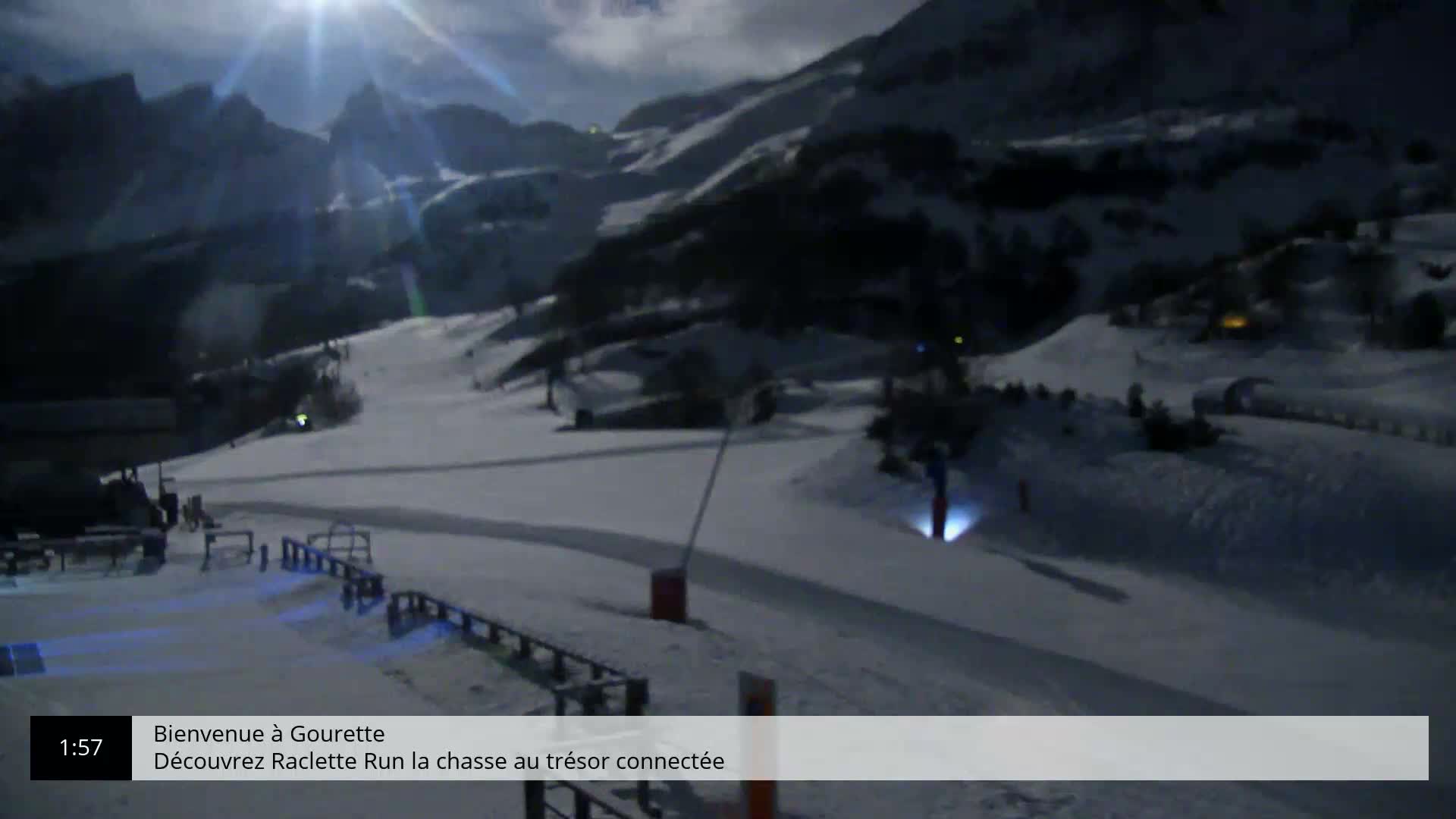Gourette, 1100 m Espace Bezou Ski Slopes Live Cam - Eaux-Bonnes,  Pyrenees-Atlantiques, Nouvelle-Aquitaine, France 