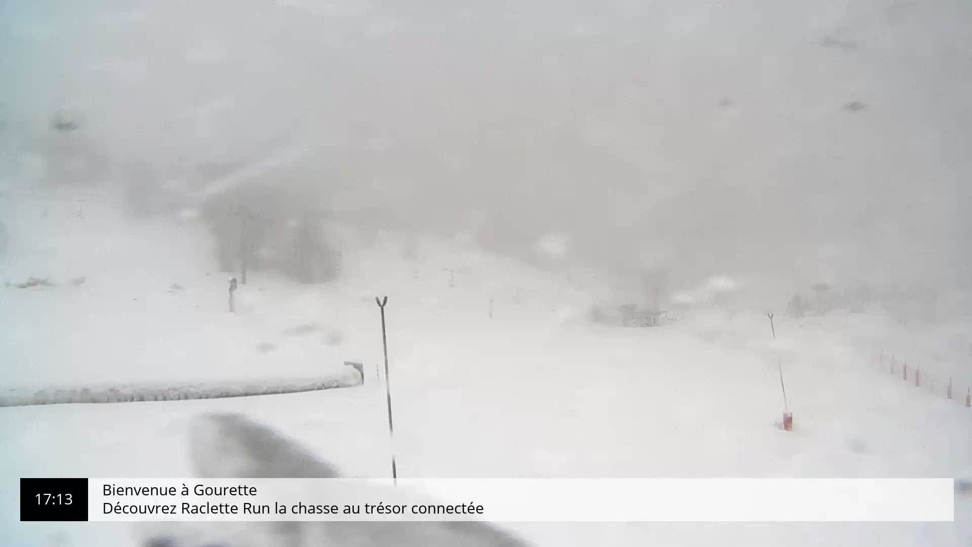 Gourette, 1100 m Espace Bezou Ski Slopes Live Cam - Eaux-Bonnes,  Pyrenees-Atlantiques, Nouvelle-Aquitaine, France 
