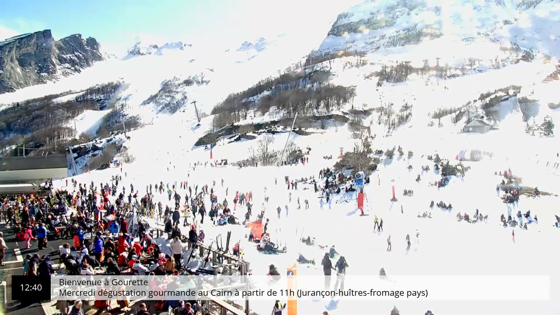 Gourette, 1100 m Espace Bezou Ski Slopes Live Cam - Eaux-Bonnes,  Pyrenees-Atlantiques, Nouvelle-Aquitaine, France 