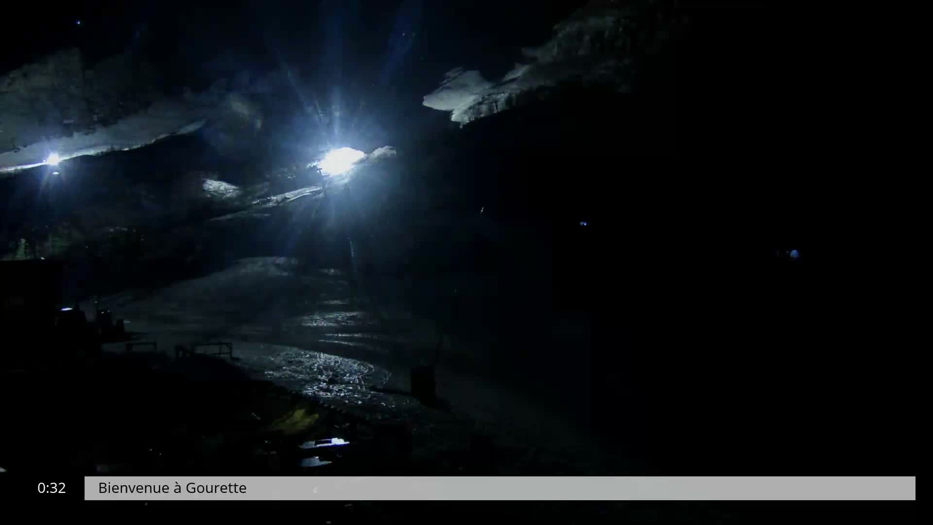 Gourette, 1100 m Espace Bezou Ski Slopes Live Cam - Eaux-Bonnes,  Pyrenees-Atlantiques, Nouvelle-Aquitaine, France 