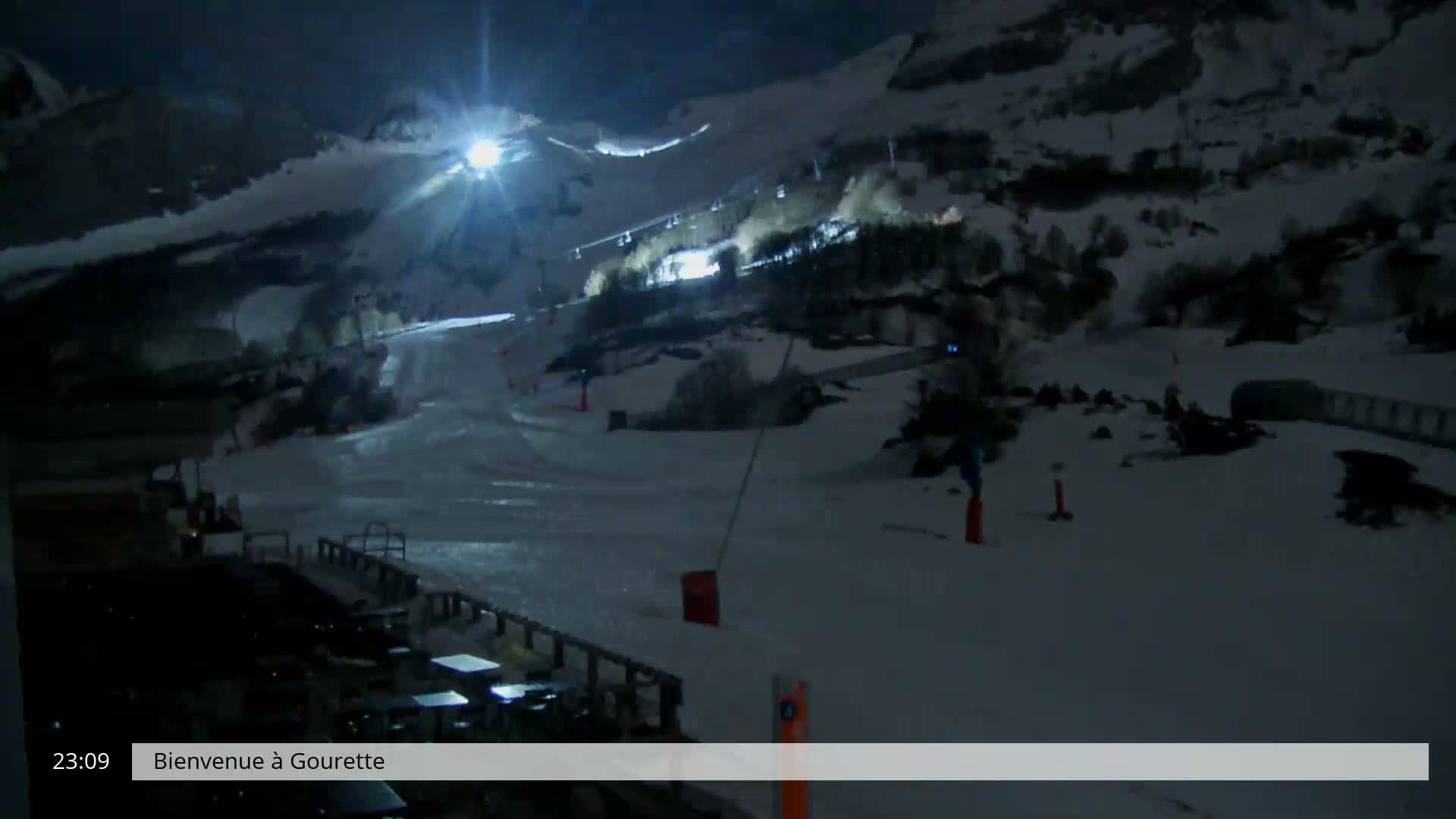 Gourette, 1100 m Espace Bezou Ski Slopes Live Cam - Eaux-Bonnes,  Pyrenees-Atlantiques, Nouvelle-Aquitaine, France 