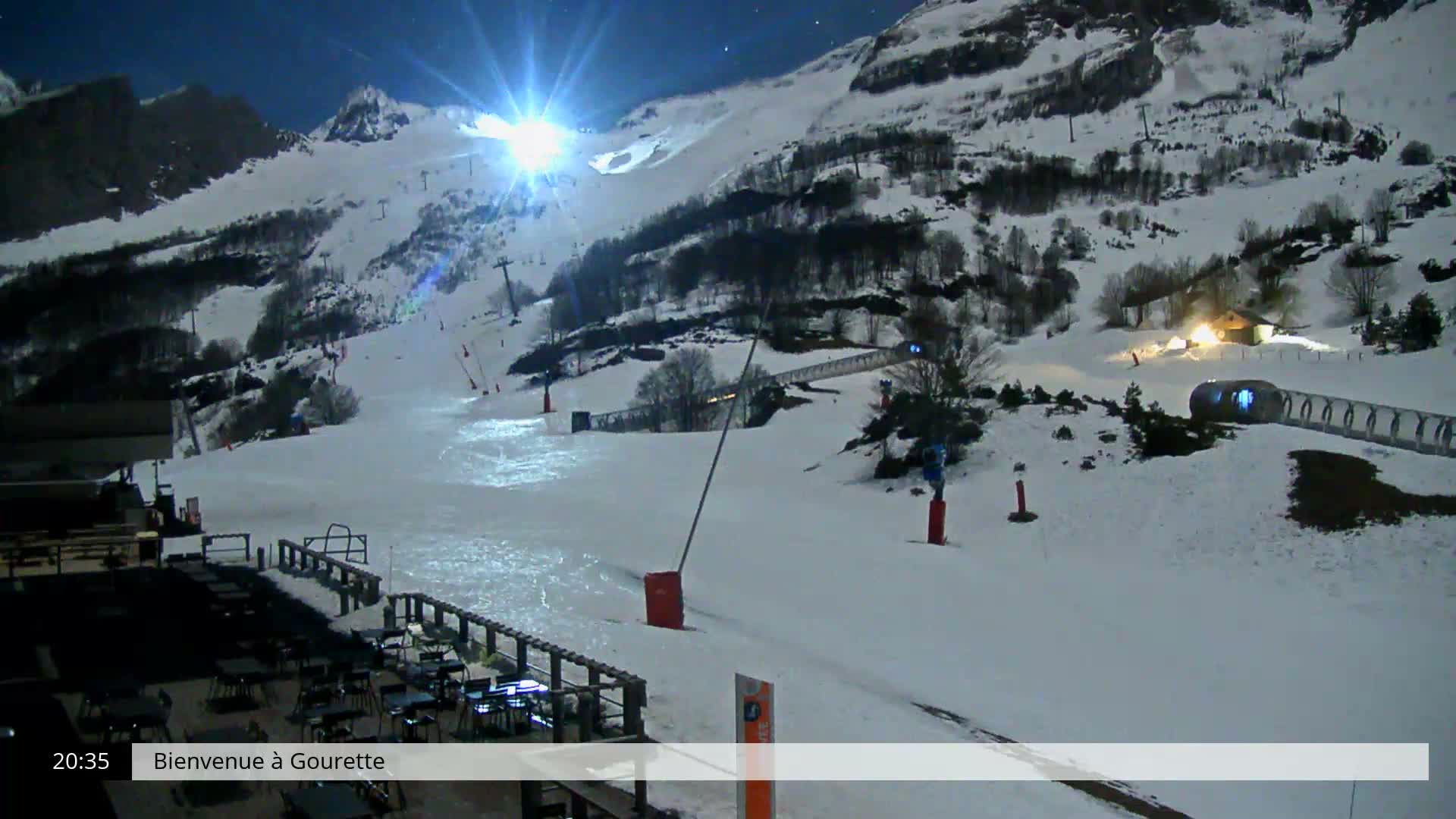 Gourette, 1100 m Espace Bezou Ski Slopes Live Cam - Eaux-Bonnes,  Pyrenees-Atlantiques, Nouvelle-Aquitaine, France 