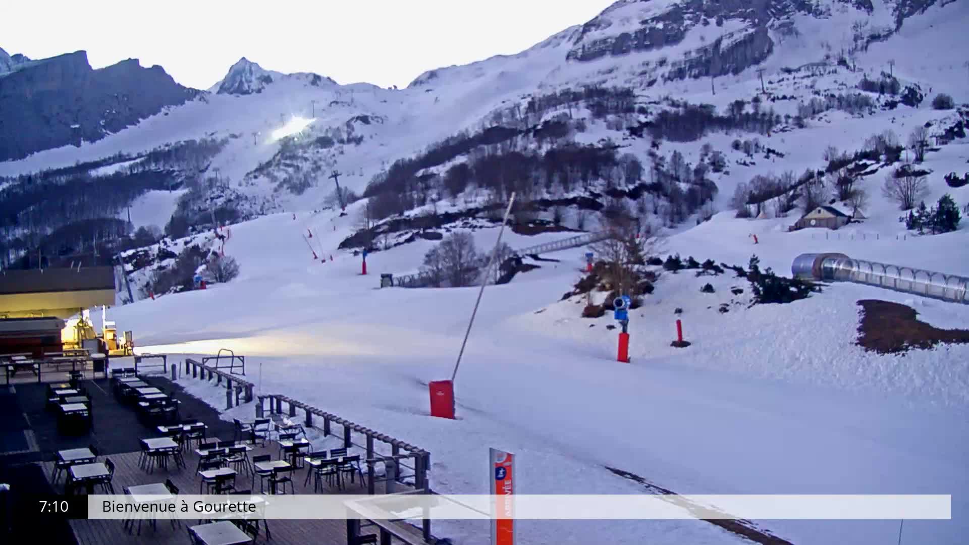 Gourette, 1100 m Espace Bezou Ski Slopes Live Cam - Eaux-Bonnes,  Pyrenees-Atlantiques, Nouvelle-Aquitaine, France 