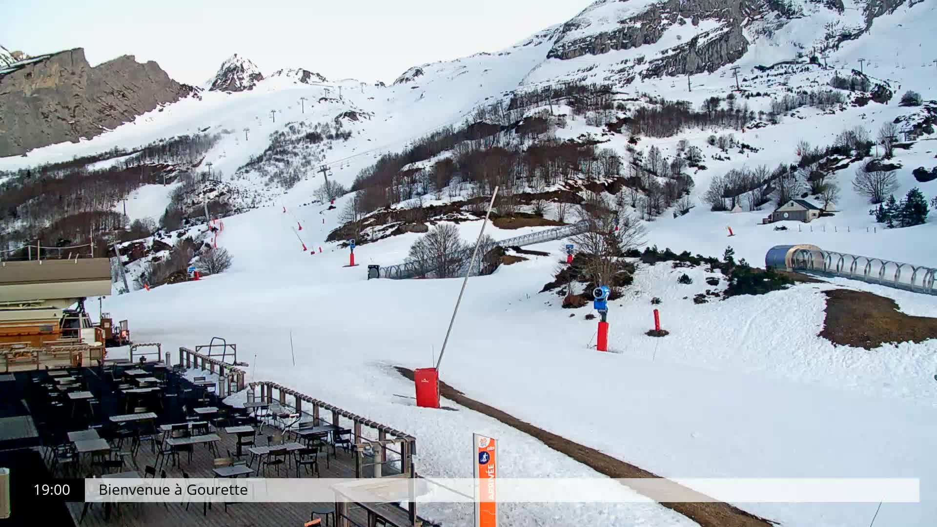Gourette, 1100 m Espace Bezou Ski Slopes Live Cam - Eaux-Bonnes,  Pyrenees-Atlantiques, Nouvelle-Aquitaine, France 