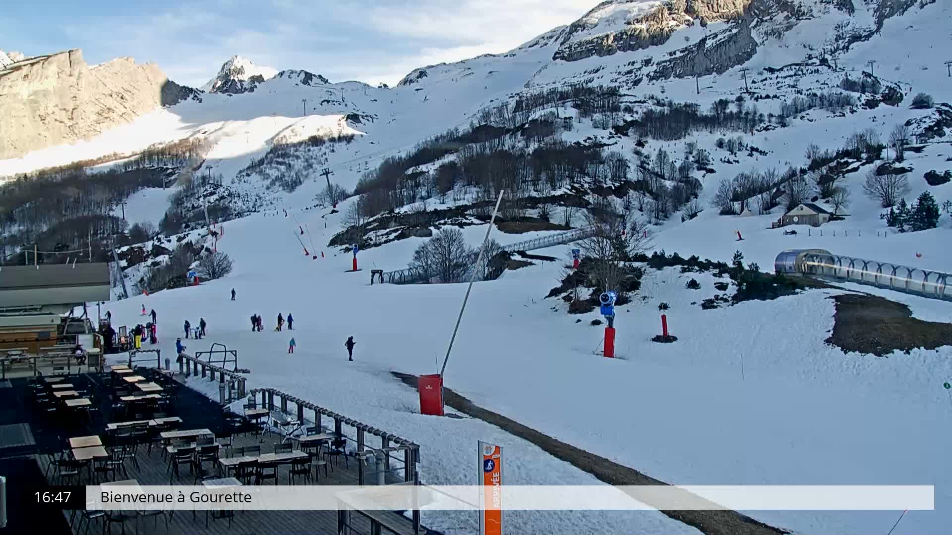 Gourette, 1100 m Espace Bezou Ski Slopes Live Cam - Eaux-Bonnes,  Pyrenees-Atlantiques, Nouvelle-Aquitaine, France 