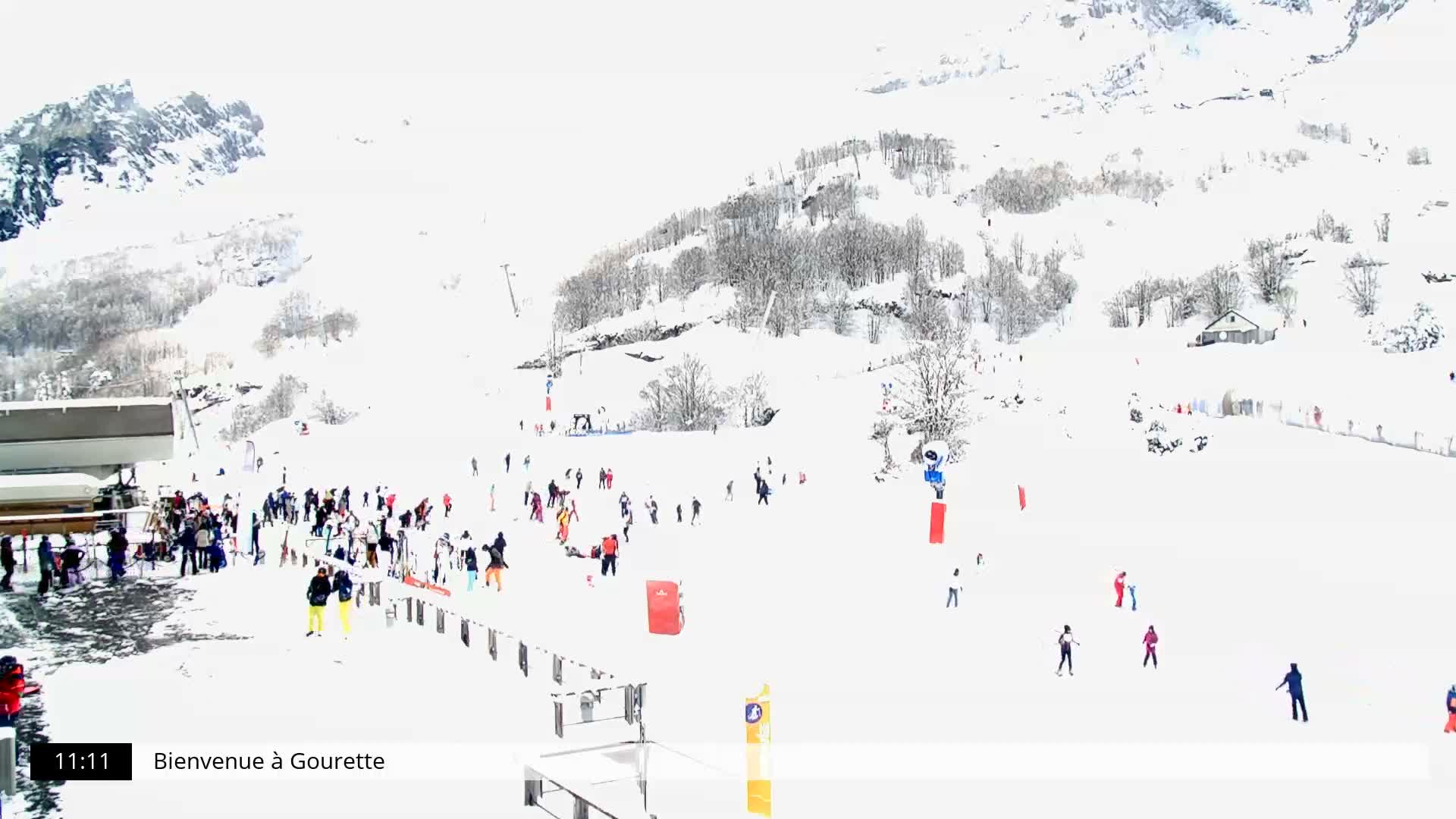 Gourette, 1100 m Espace Bezou Ski Slopes Live Cam - Eaux-Bonnes,  Pyrenees-Atlantiques, Nouvelle-Aquitaine, France 