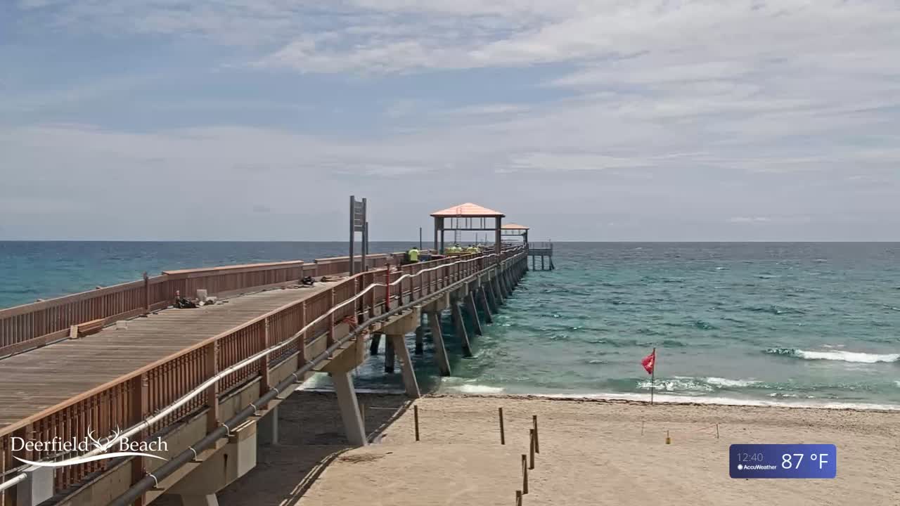 Deerfield Beach Coast Live Cam - Deerfield Beach, Broward, Florida, USA