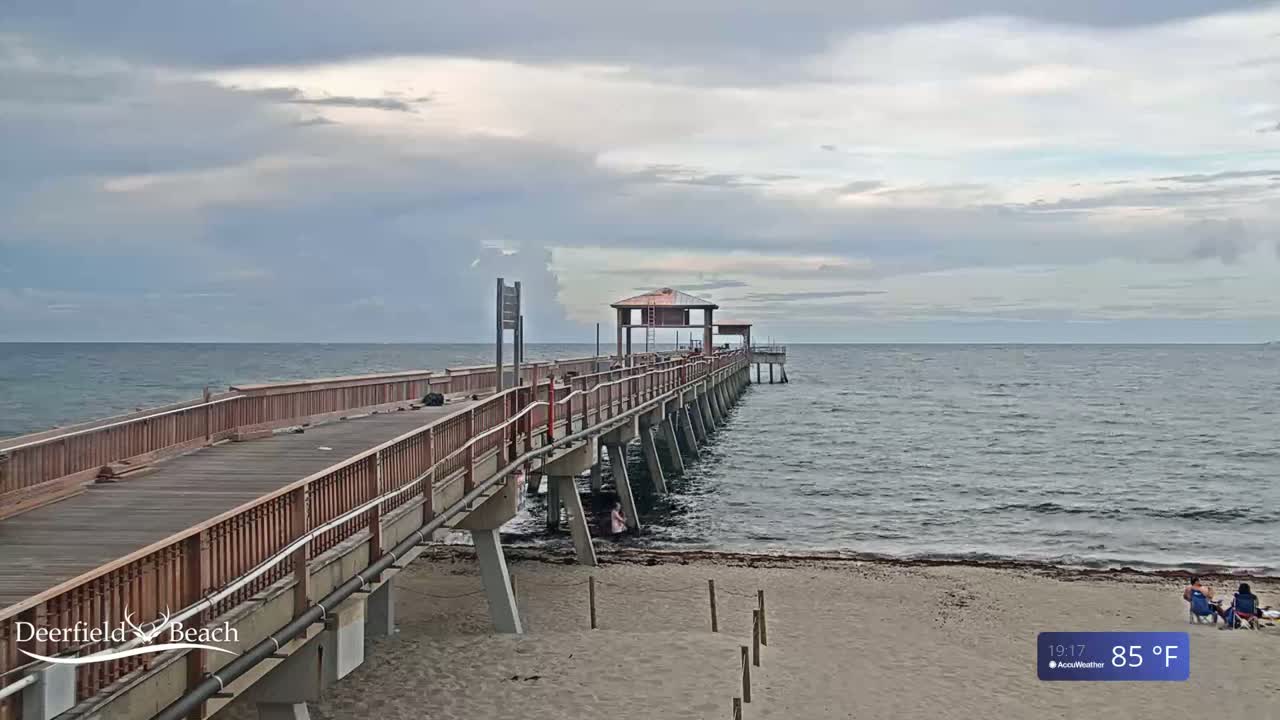 Deerfield Beach Coast Live Cam - Deerfield Beach, Broward, Florida, USA