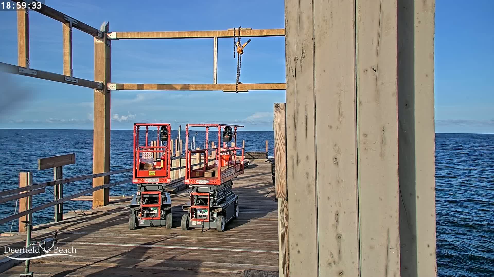 Deerfield Beach City Fishing Pier Live Cam - Deerfield Beach, Broward, Florida, USA