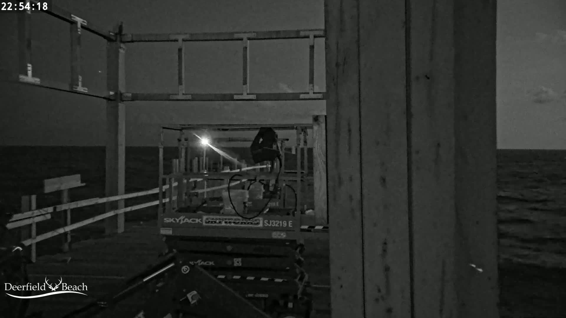 Deerfield Beach City Fishing Pier Live Cam - Deerfield Beach, Broward, Florida, USA