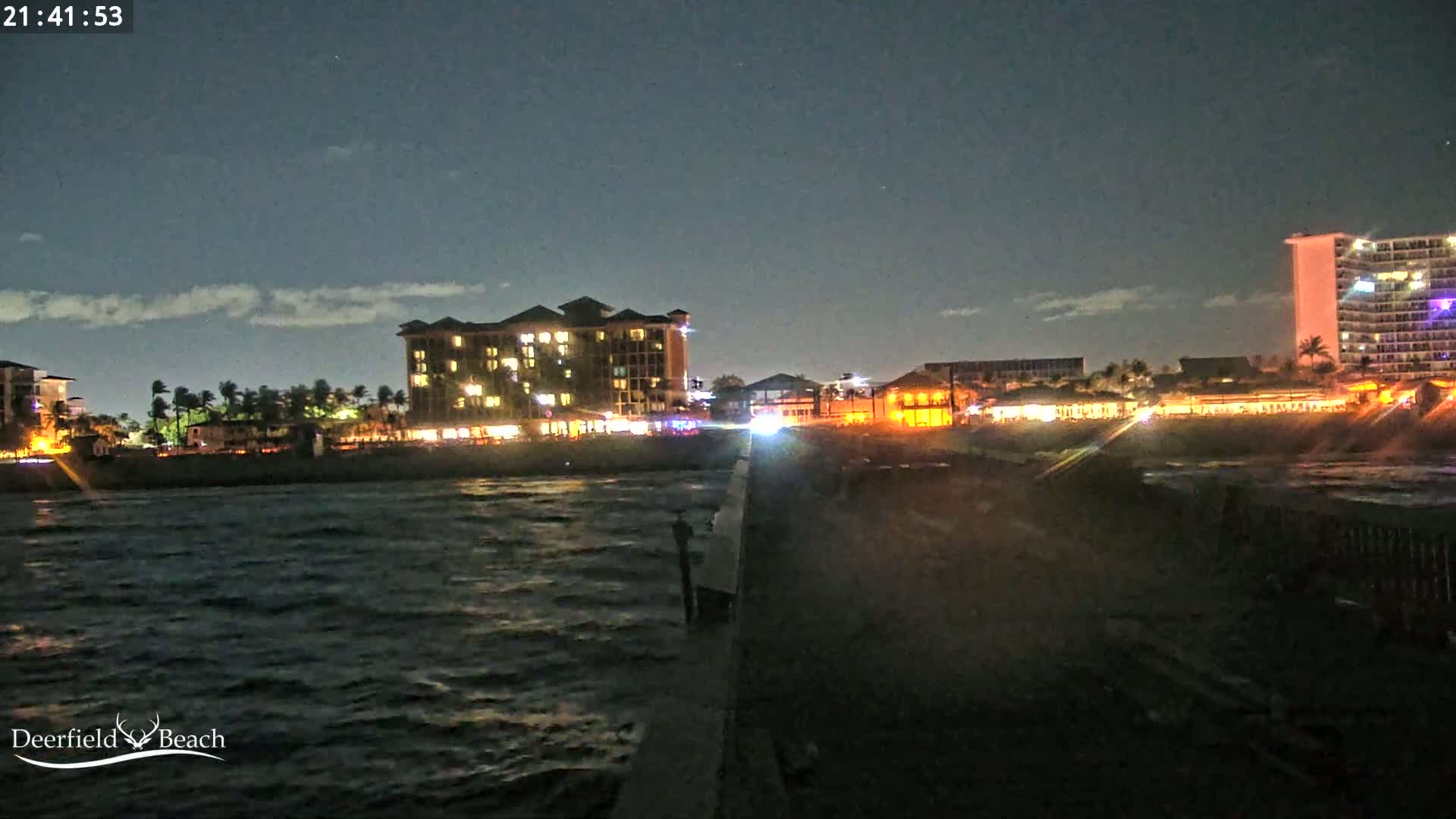 Deerfield Beach City Fishing Pier Live Cam - Deerfield Beach, Broward, Florida, USA
