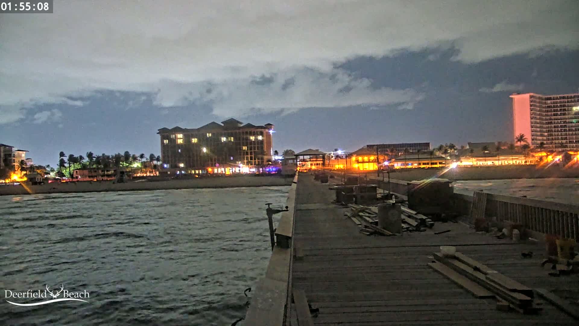 Deerfield Beach City Fishing Pier Live Cam - Deerfield Beach, Broward, Florida, USA