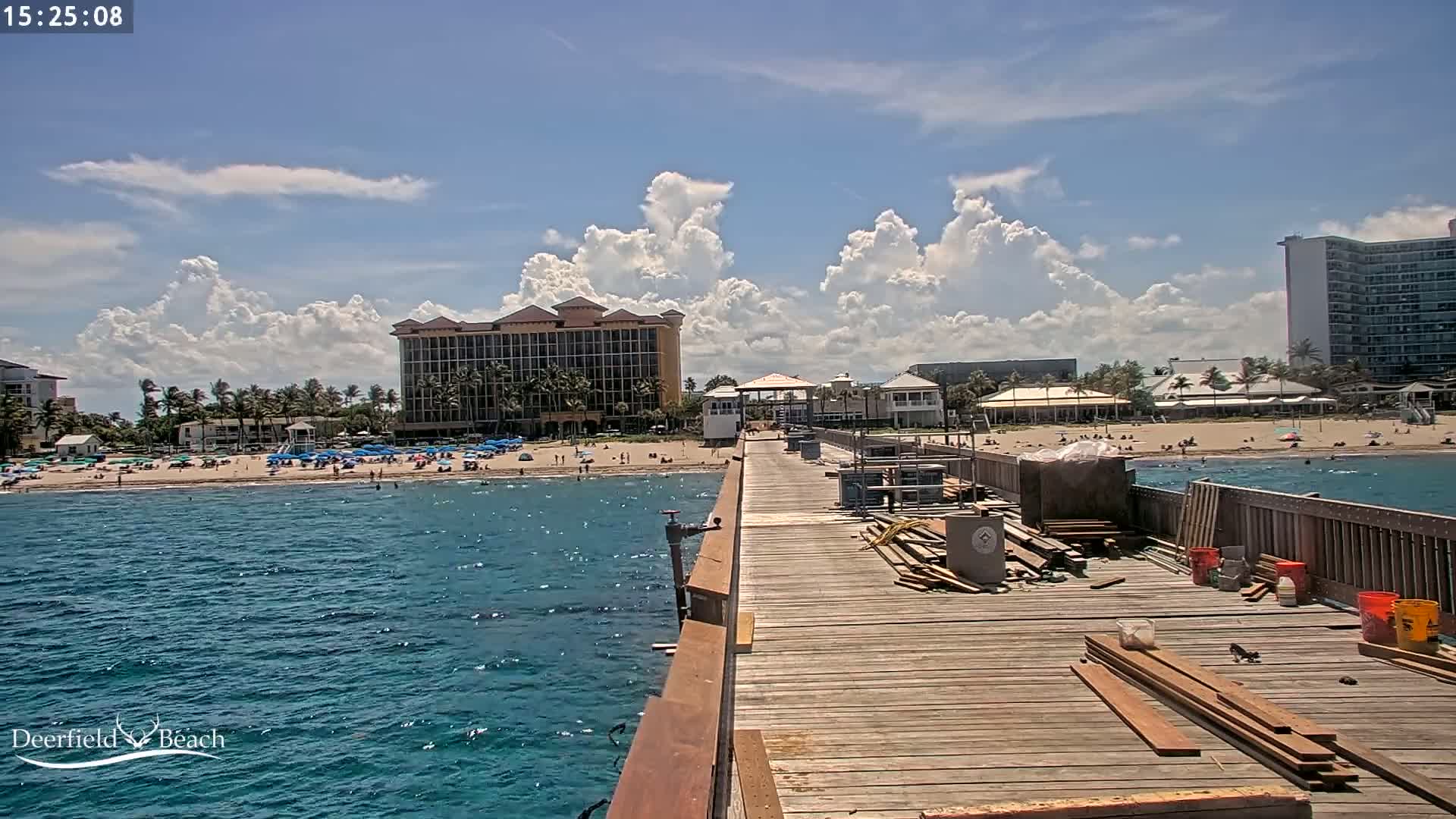 Deerfield Beach City Fishing Pier Live Cam - Deerfield Beach, Broward, Florida, USA