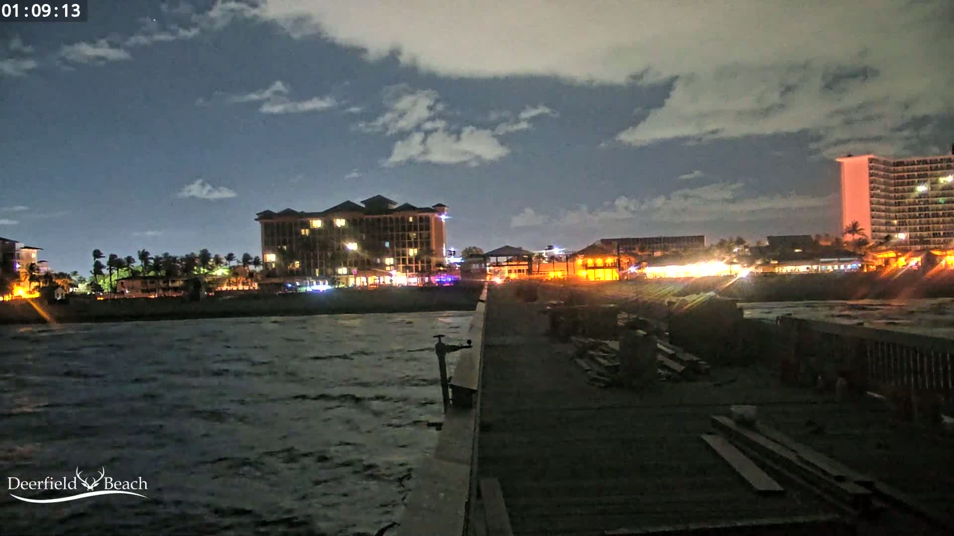 Deerfield Beach City Fishing Pier Live Cam - Deerfield Beach, Broward, Florida, USA