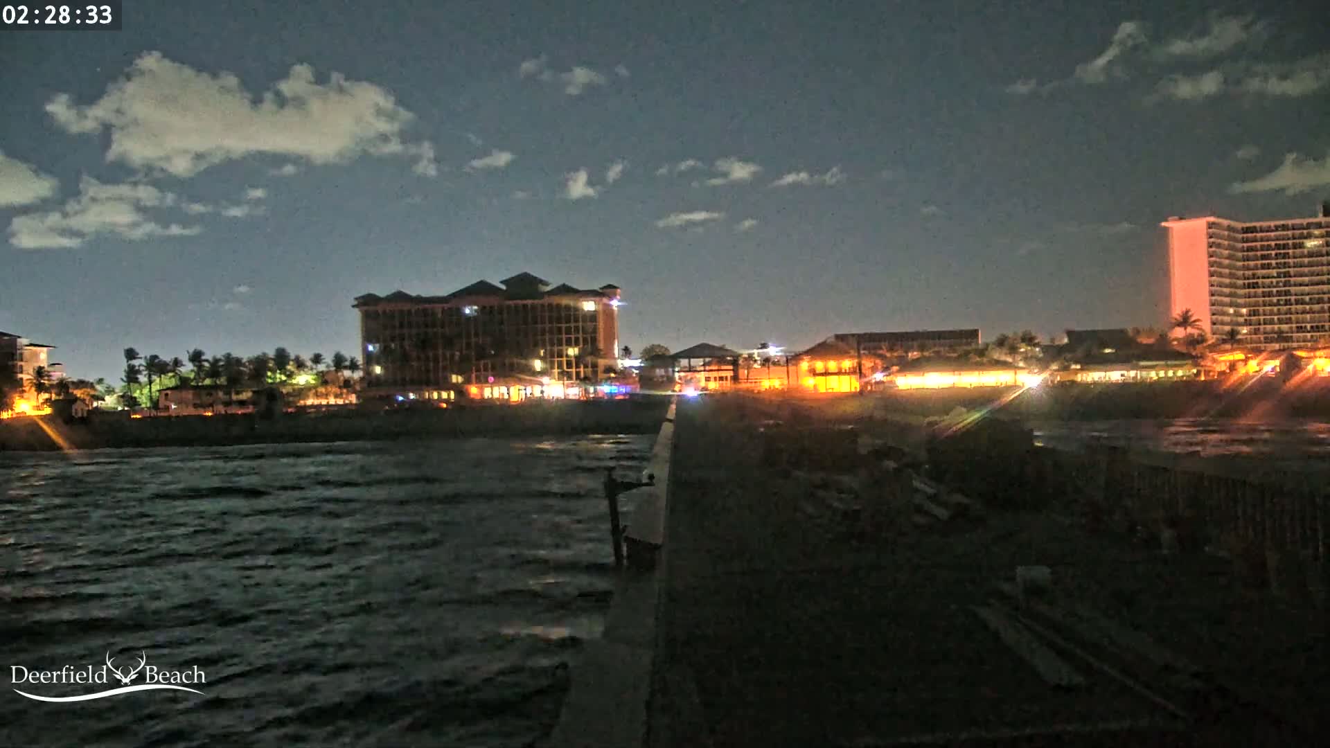 Deerfield Beach City Fishing Pier Live Cam - Deerfield Beach, Broward, Florida, USA