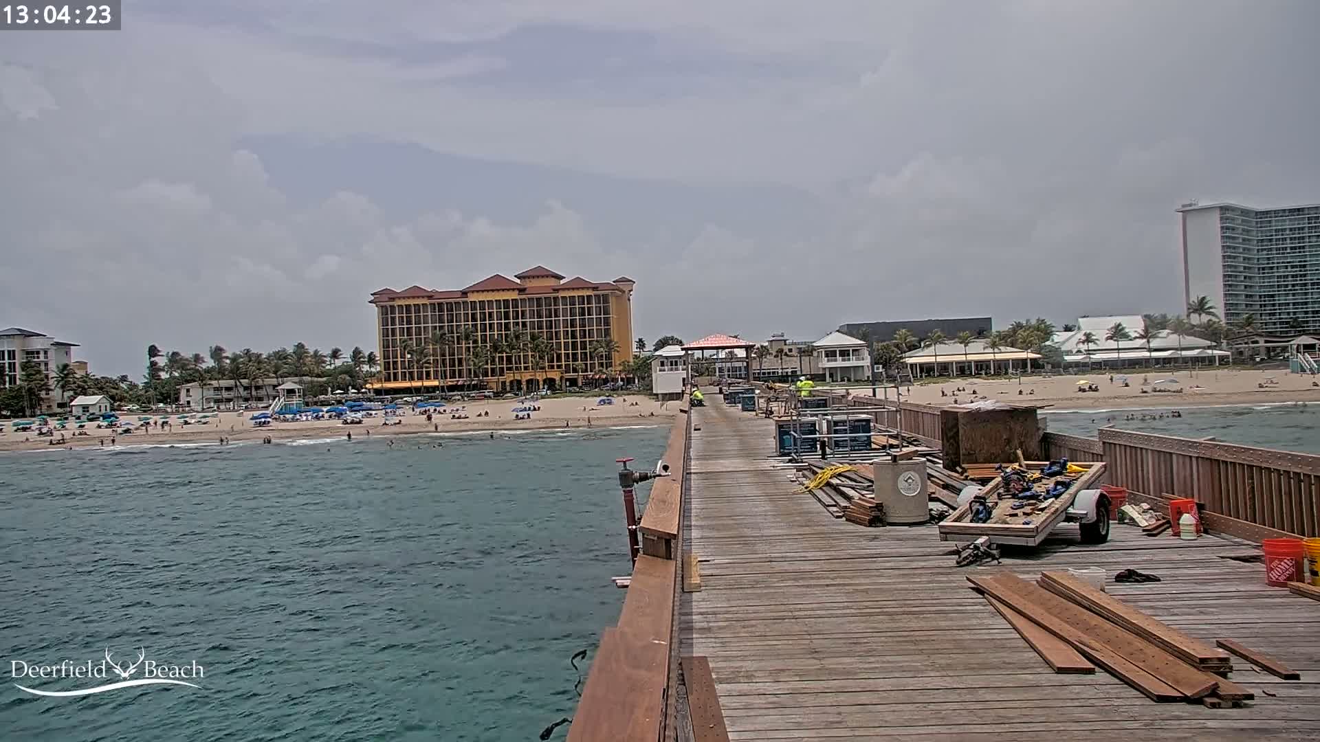 Deerfield Beach City Fishing Pier Live Cam - Deerfield Beach, Broward, Florida, USA
