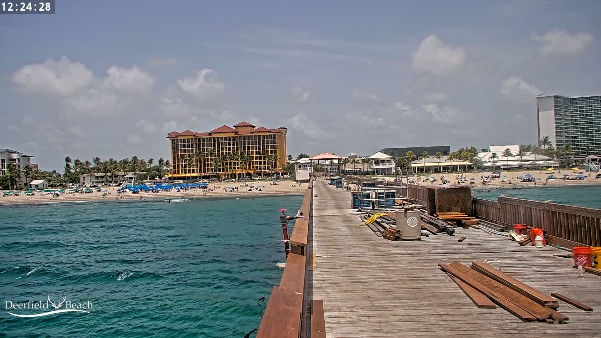 Deerfield Beach City Fishing Pier Live Cam - Deerfield Beach, Broward, Florida, USA
