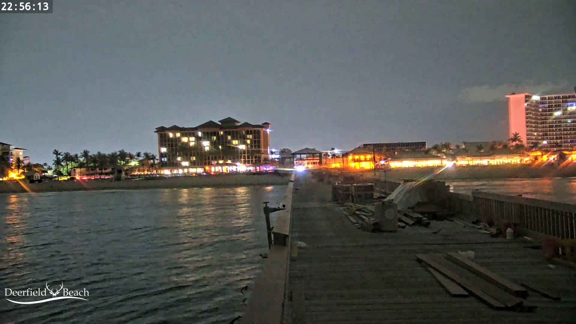 Deerfield Beach City Fishing Pier Live Cam - Deerfield Beach, Broward, Florida, USA