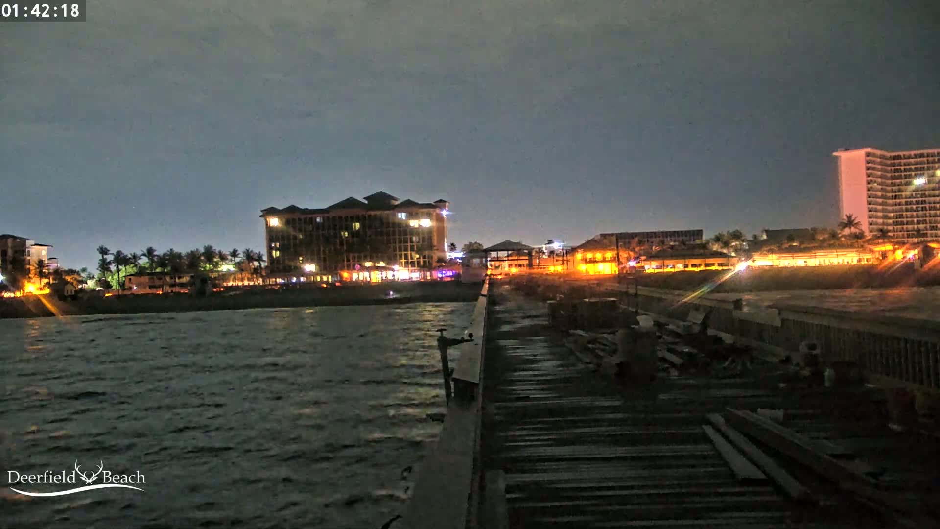 Deerfield Beach City Fishing Pier Live Cam - Deerfield Beach, Broward, Florida, USA