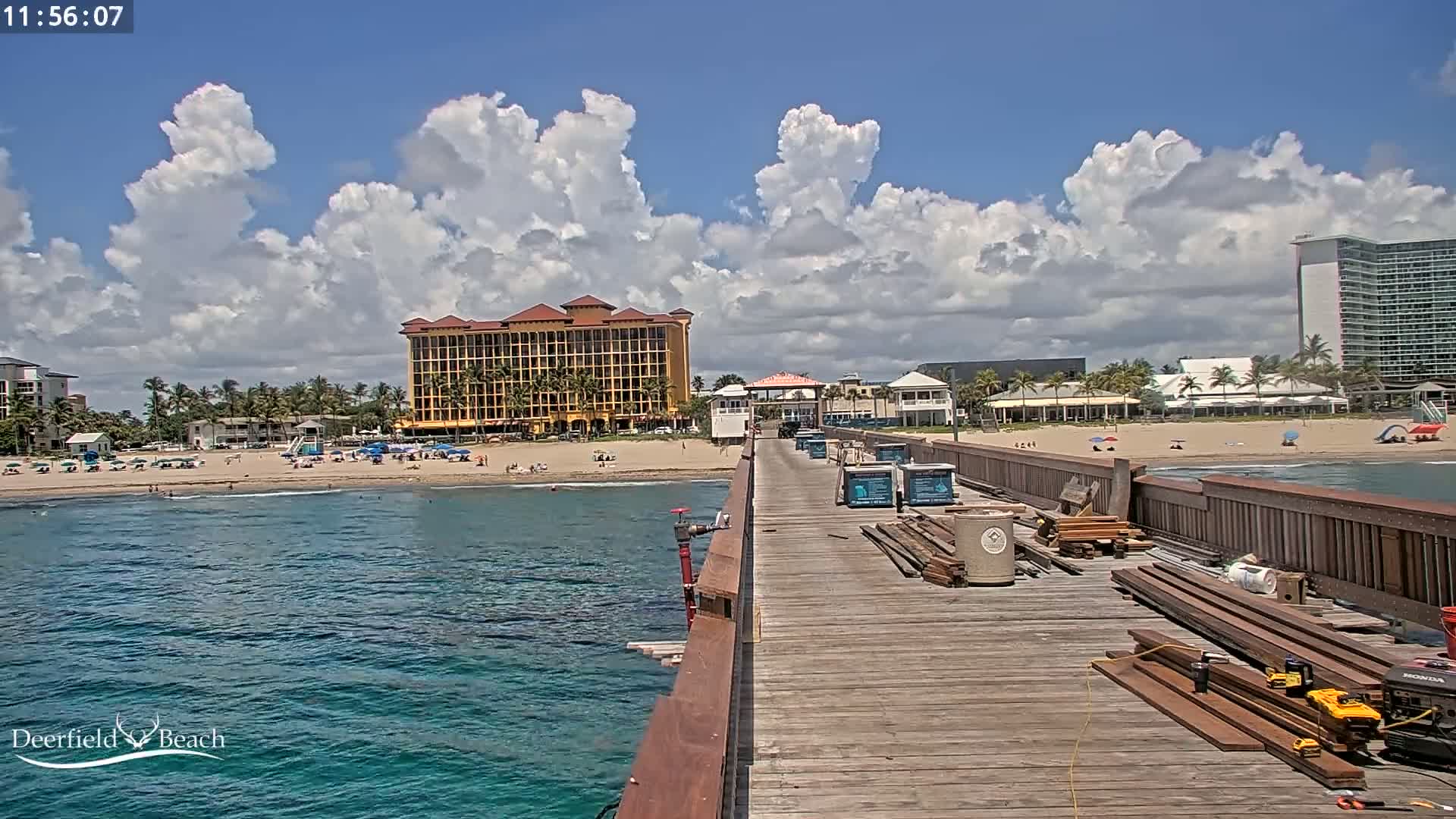 Deerfield Beach City Fishing Pier Live Cam - Deerfield Beach, Broward, Florida, USA