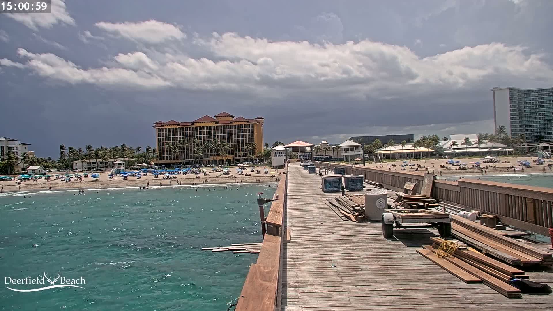 Deerfield Beach City Fishing Pier Live Cam - Deerfield Beach, Broward, Florida, USA