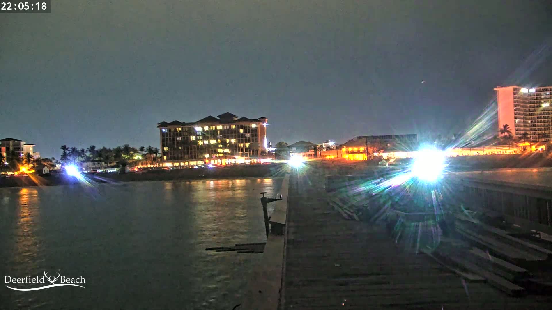 Deerfield Beach City Fishing Pier Live Cam - Deerfield Beach, Broward, Florida, USA