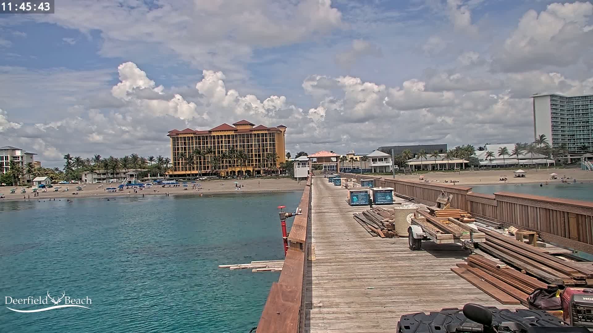 Deerfield Beach City Fishing Pier Live Cam - Deerfield Beach, Broward, Florida, USA