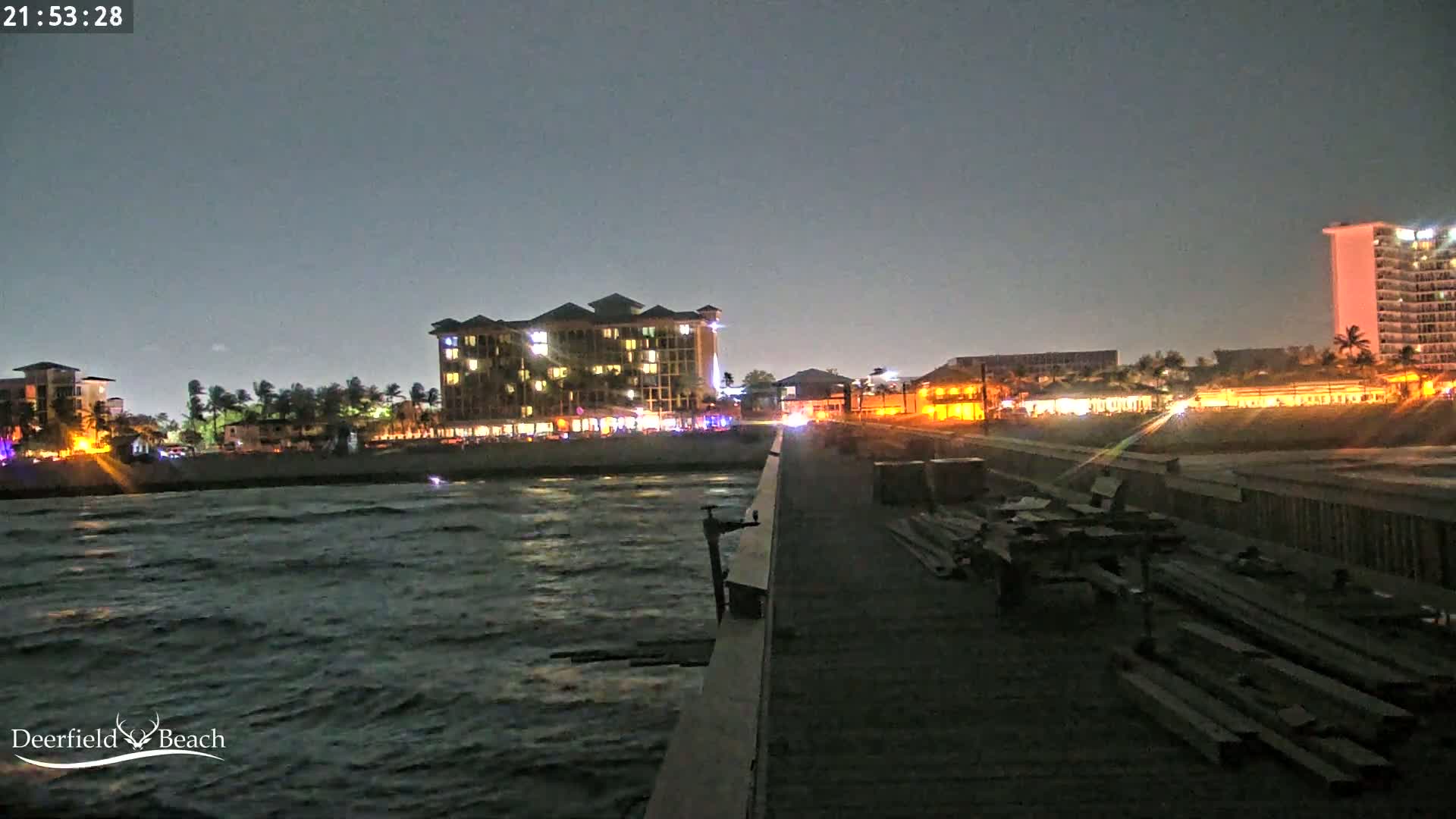 Deerfield Beach City Fishing Pier Live Cam - Deerfield Beach, Broward, Florida, USA