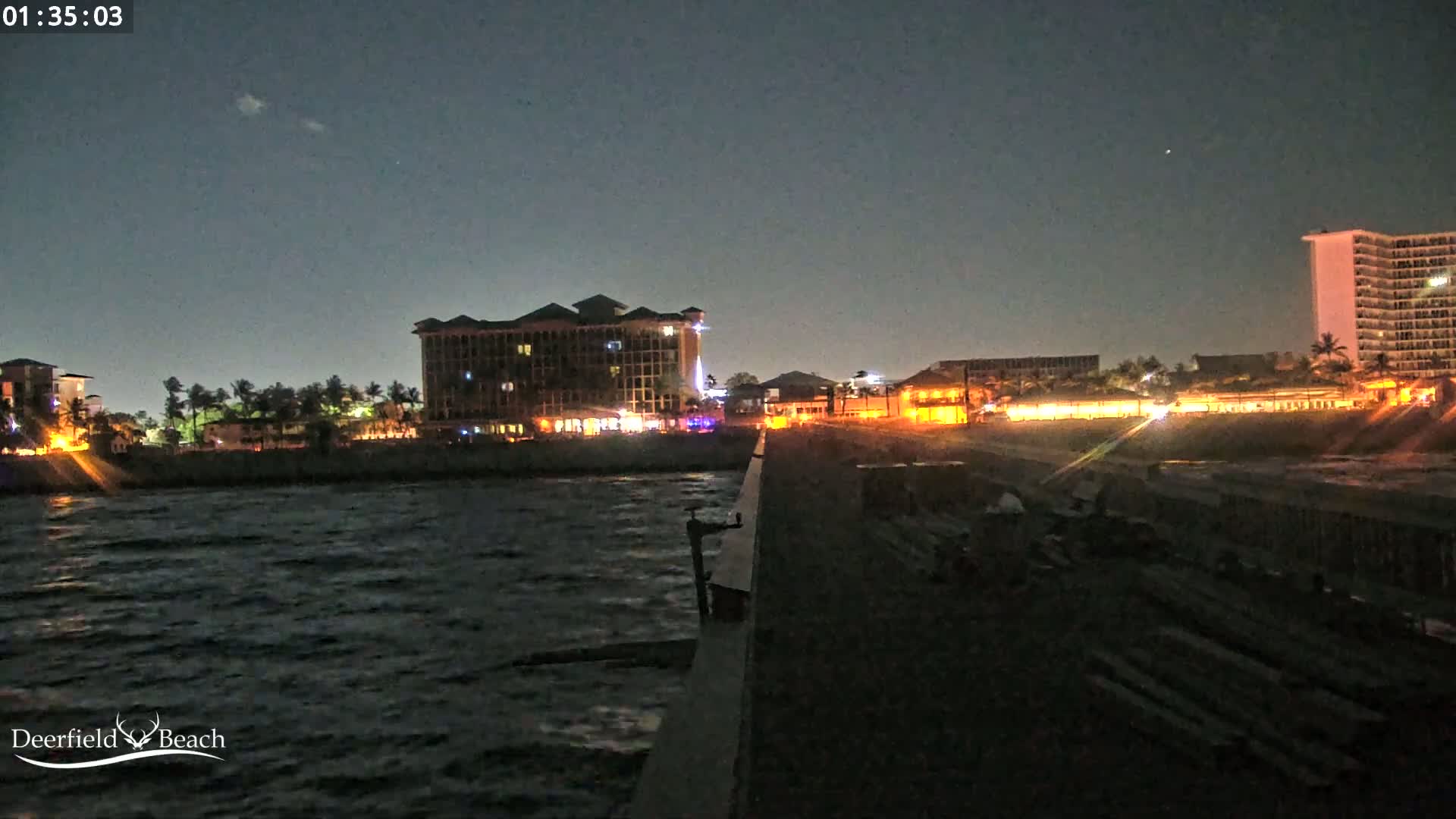 Deerfield Beach City Fishing Pier Live Cam - Deerfield Beach, Broward, Florida, USA