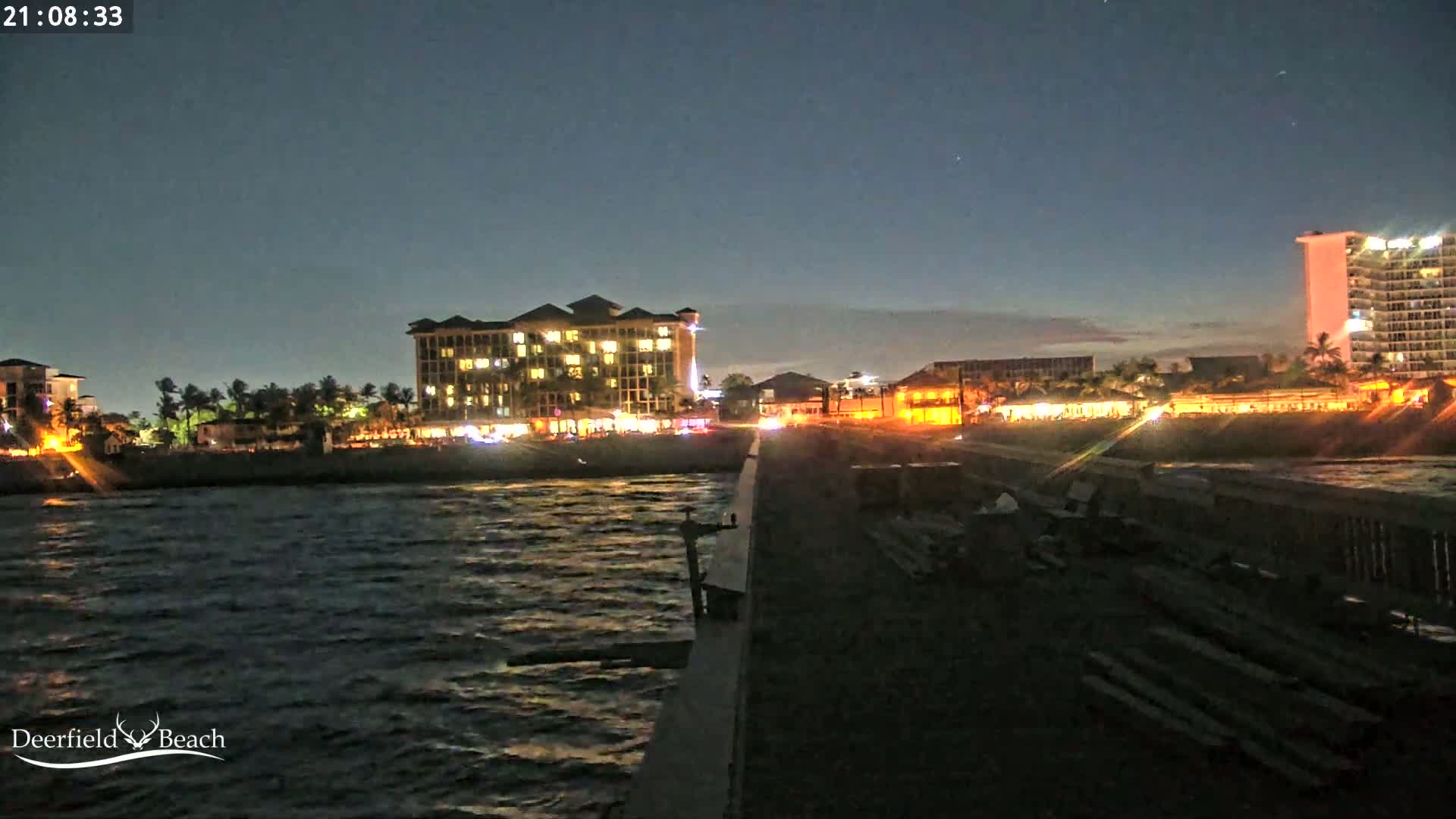 Deerfield Beach City Fishing Pier Live Cam - Deerfield Beach, Broward, Florida, USA