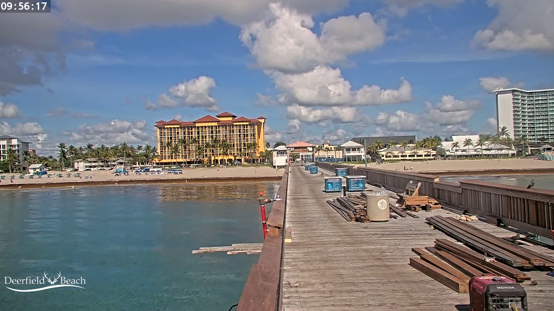 Deerfield Beach City Fishing Pier Live Cam - Deerfield Beach, Broward, Florida, USA