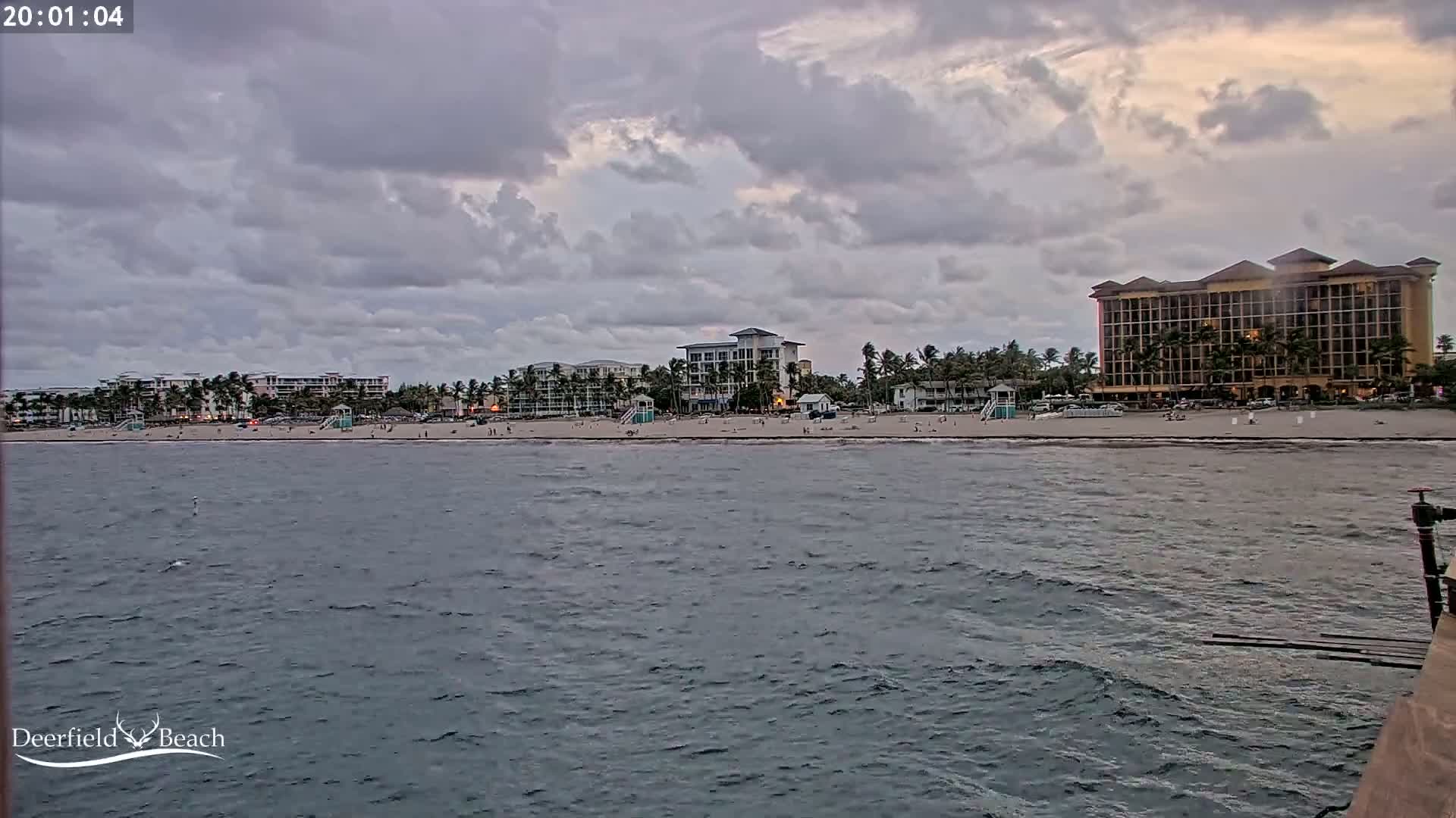 Deerfield Beach City Fishing Pier Live Cam - Deerfield Beach, Broward, Florida, USA