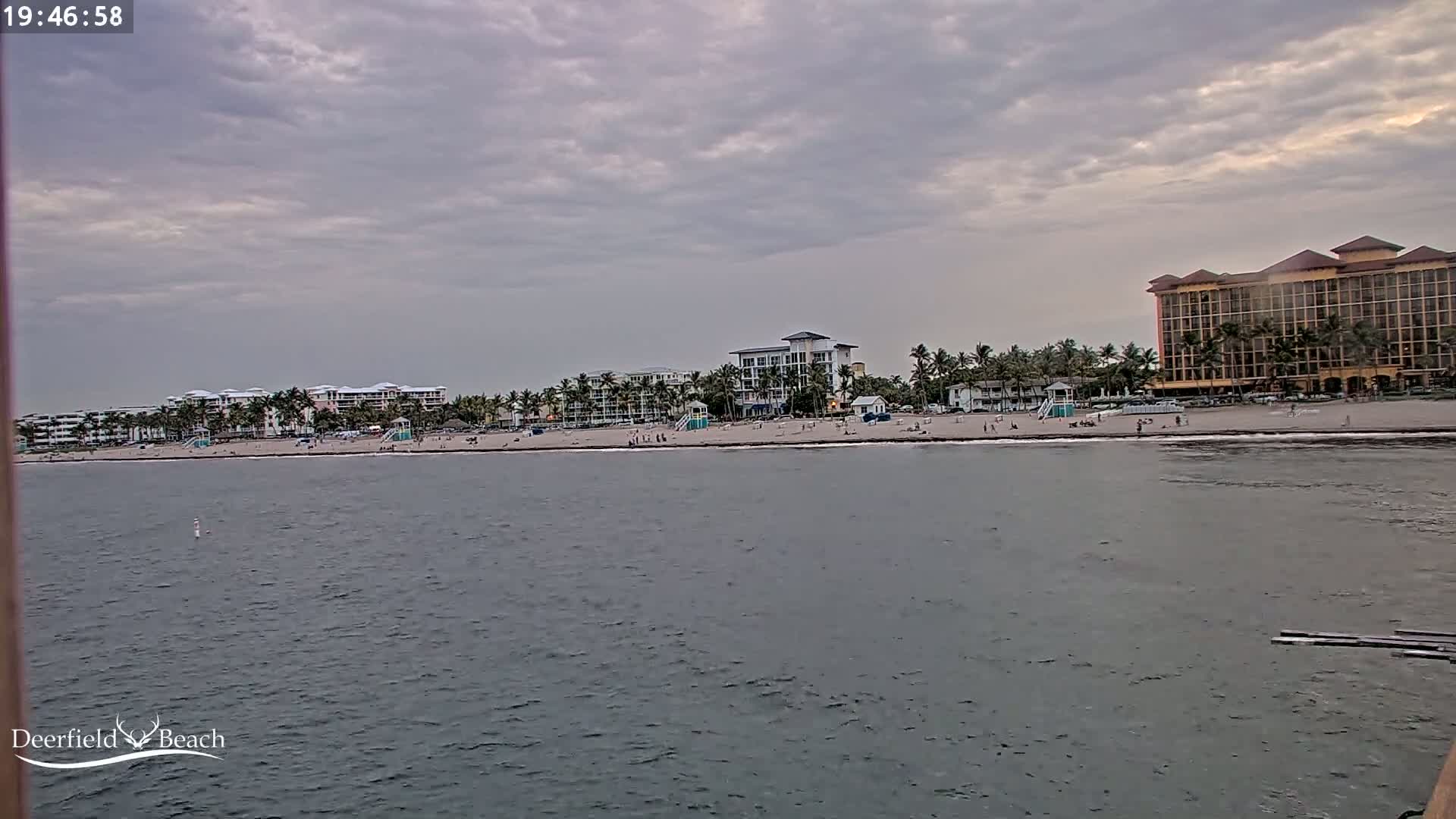 Deerfield Beach City Fishing Pier Live Cam - Deerfield Beach, Broward, Florida, USA