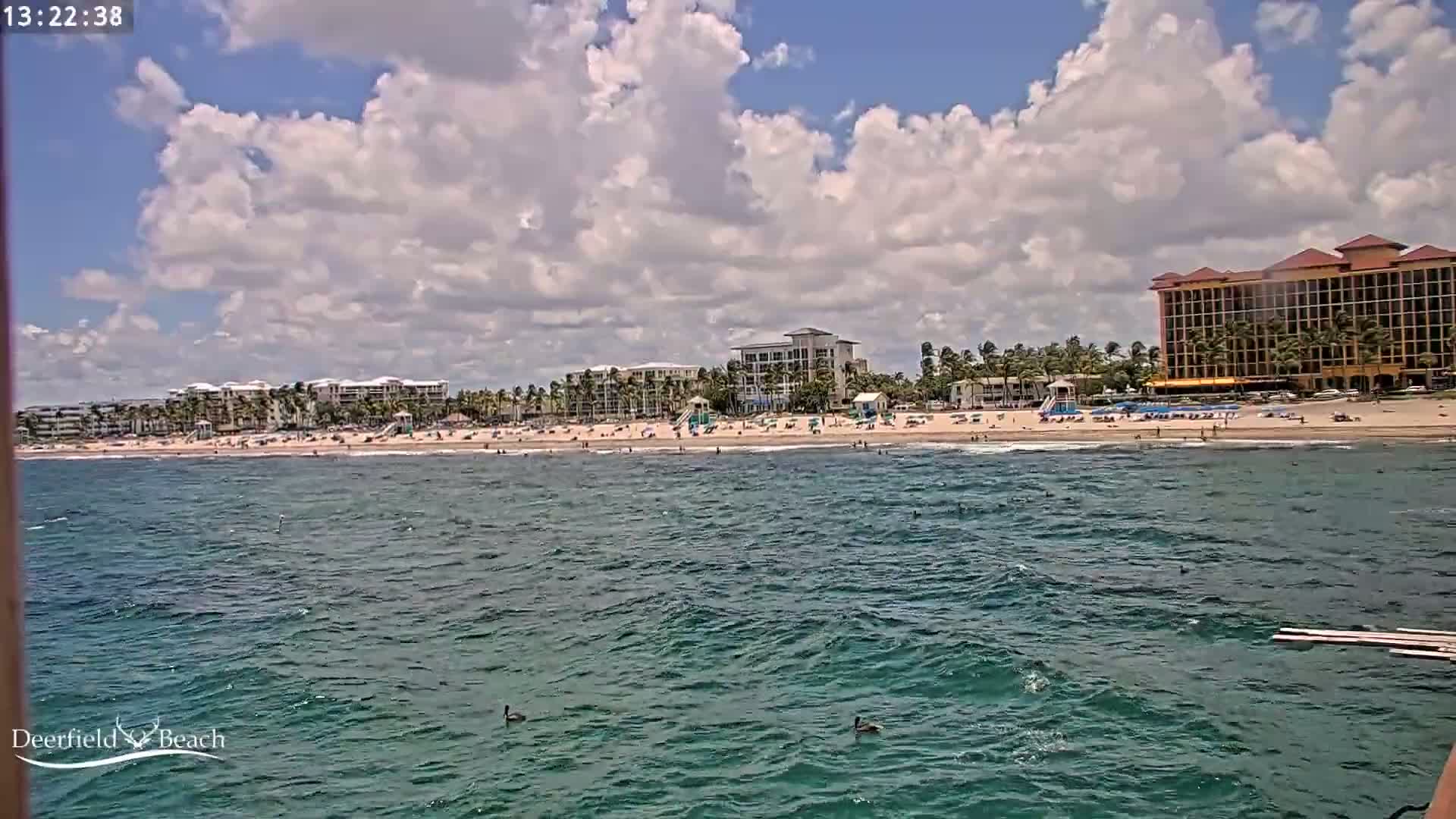 Deerfield Beach City Fishing Pier Live Cam - Deerfield Beach, Broward, Florida, USA