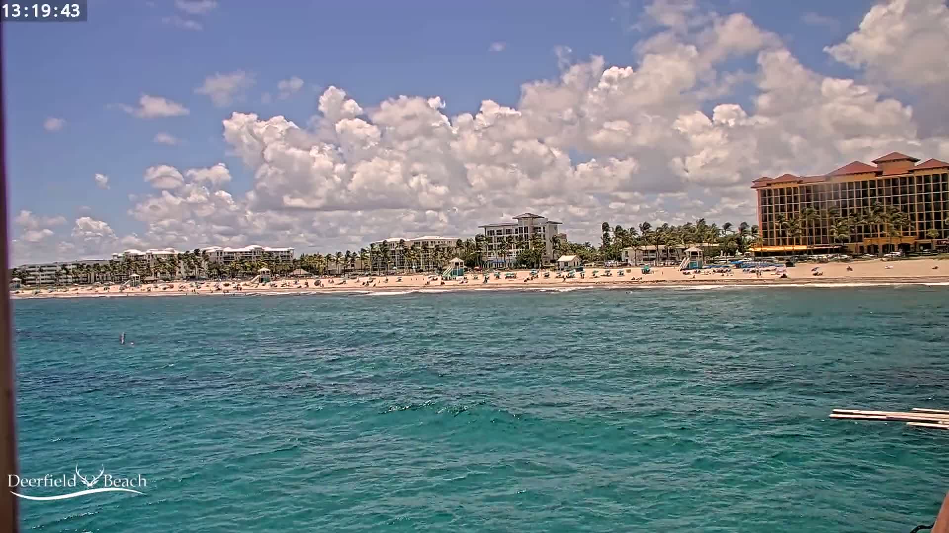 Deerfield Beach City Fishing Pier Live Cam - Deerfield Beach, Broward, Florida, USA