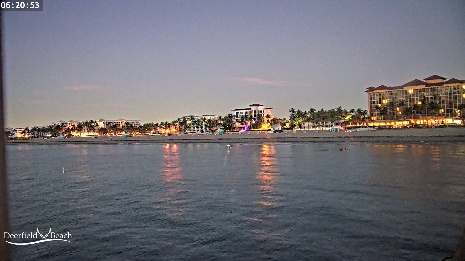 Deerfield Beach City Fishing Pier Live Cam - Deerfield Beach, Broward, Florida, USA