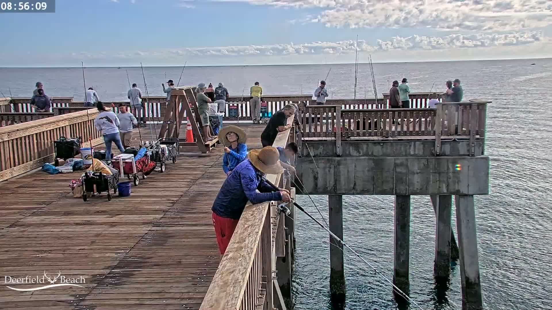 Deerfield Beach City Fishing Pier Live Cam - Deerfield Beach, Broward, Florida, USA