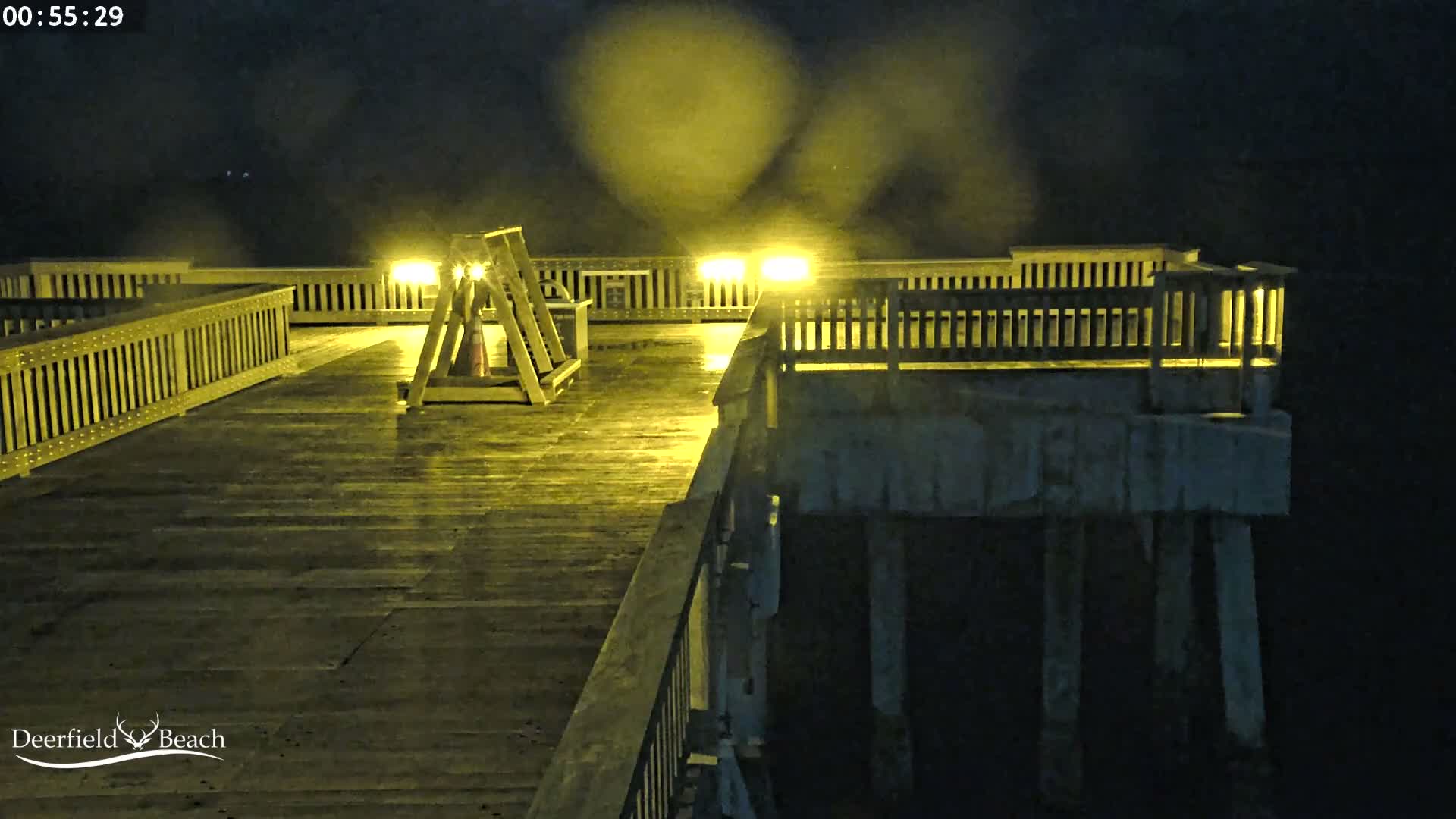 Deerfield Beach City Fishing Pier Live Cam - Deerfield Beach, Broward, Florida, USA