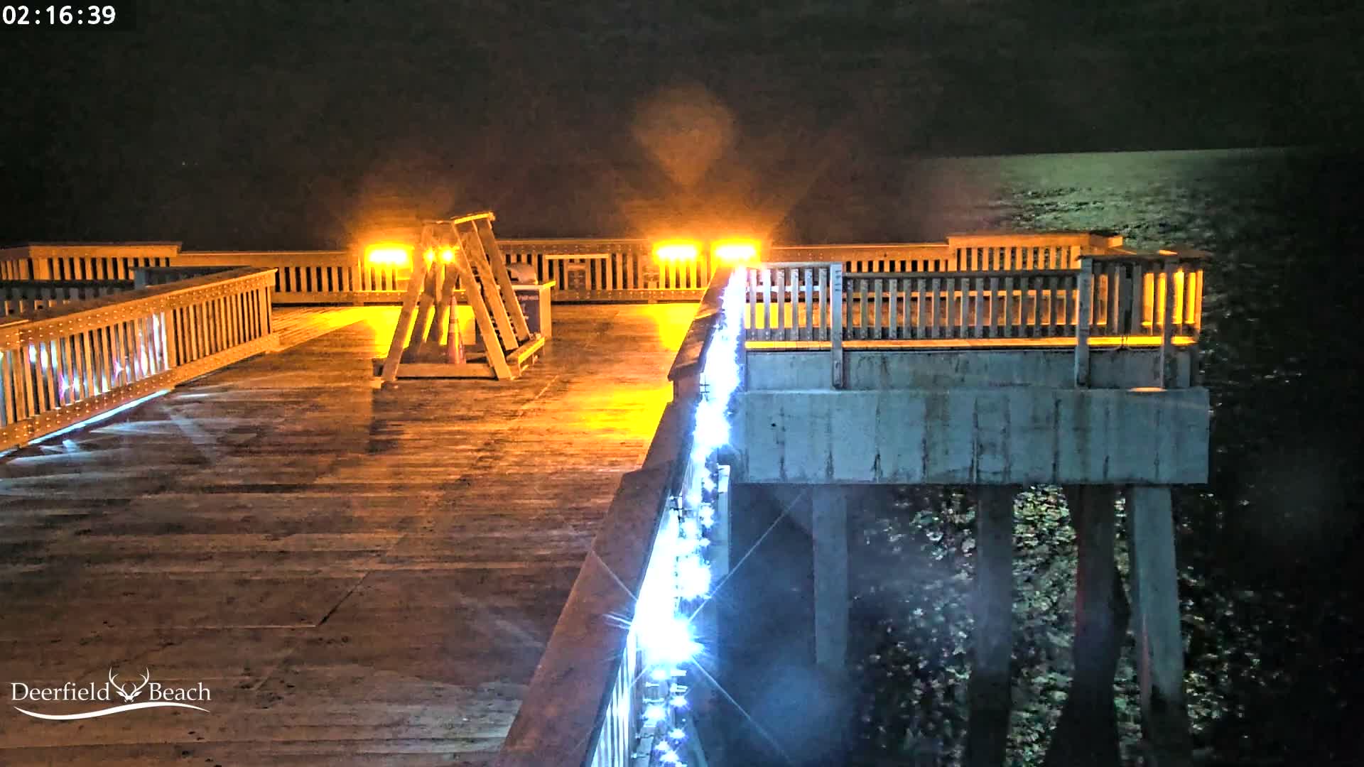 Deerfield Beach City Fishing Pier Live Cam - Deerfield Beach, Broward, Florida, USA