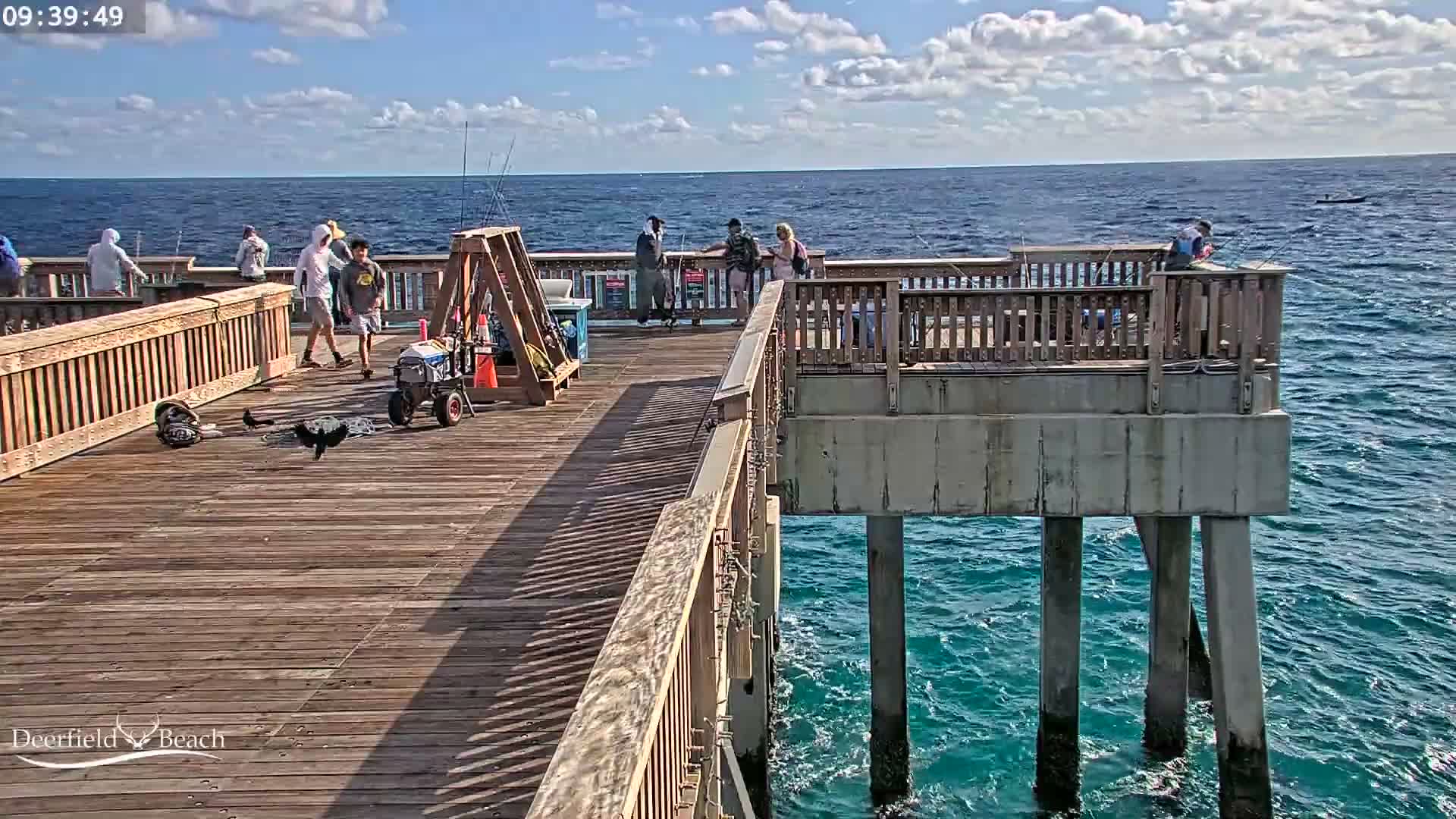 Deerfield Beach City Fishing Pier Live Cam - Deerfield Beach, Broward, Florida, USA