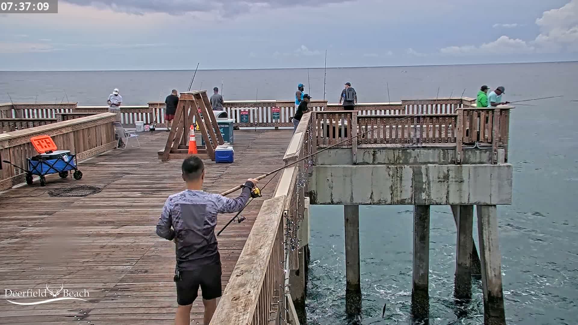 Deerfield Beach City Fishing Pier Live Cam - Deerfield Beach, Broward, Florida, USA