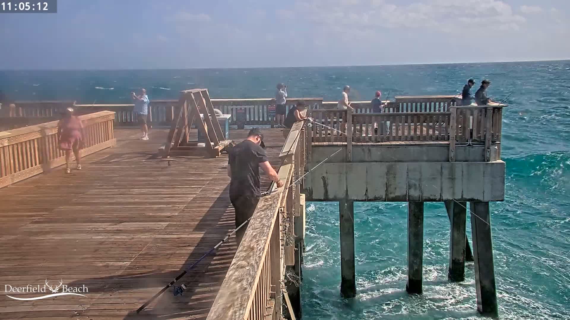 Deerfield Beach City Fishing Pier Live Cam - Deerfield Beach, Broward, Florida, USA