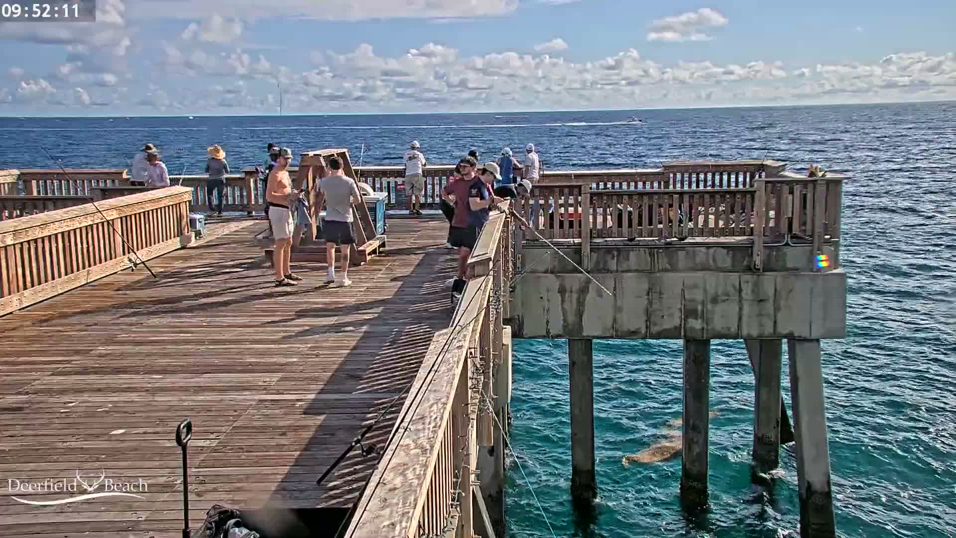Deerfield Beach City Fishing Pier Live Cam - Deerfield Beach, Broward, Florida, USA