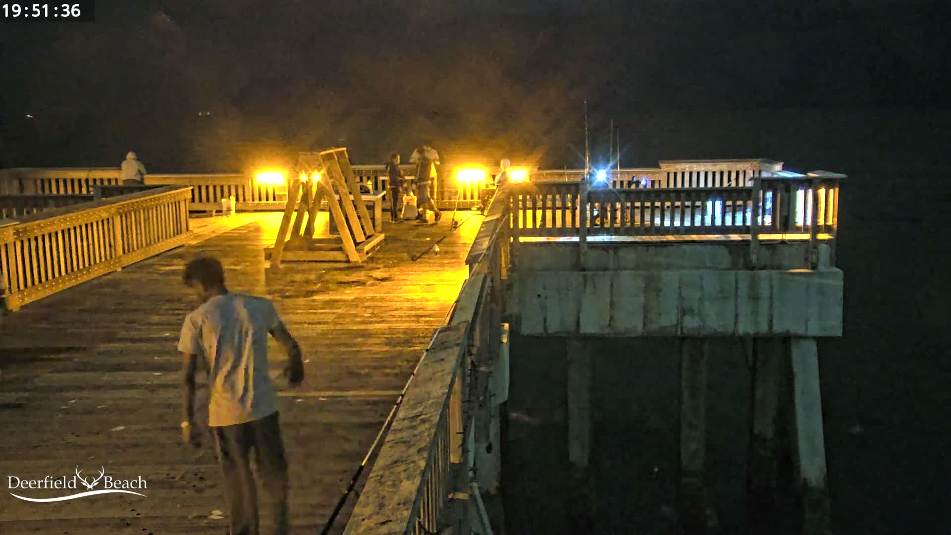 Deerfield Beach City Fishing Pier Live Cam - Deerfield Beach, Broward, Florida, USA